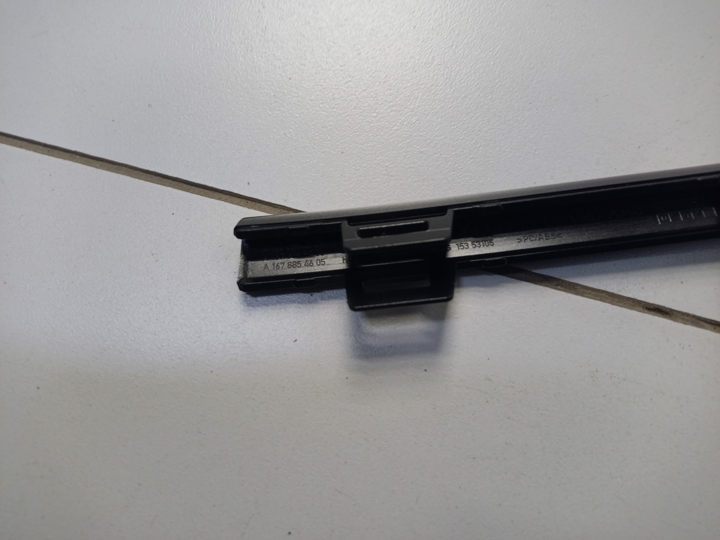 Накладка переднего бампера центральная Mercedes-Benz GLE-Klasse V167