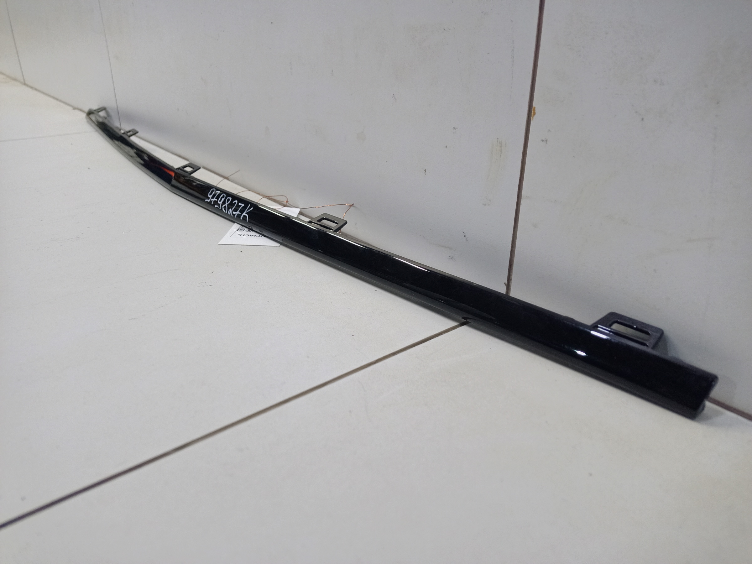 Накладка переднего бампера центральная Mercedes-Benz GLE-Klasse V167