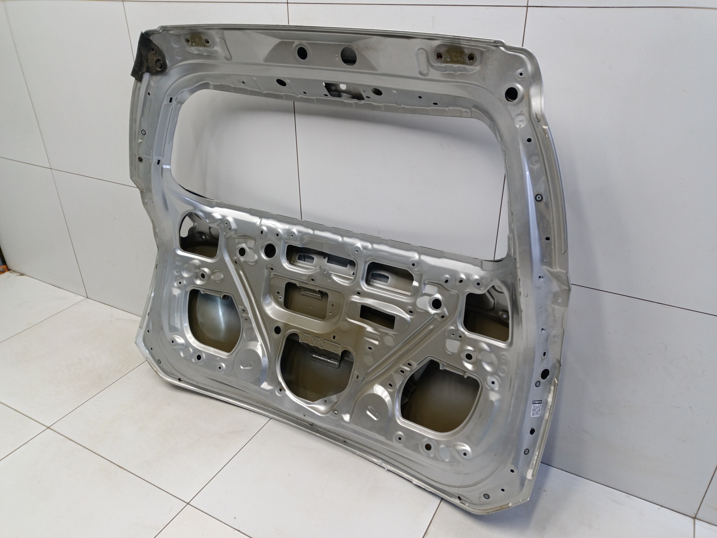 Крышка багажника Toyota RAV4 CA40 Restail