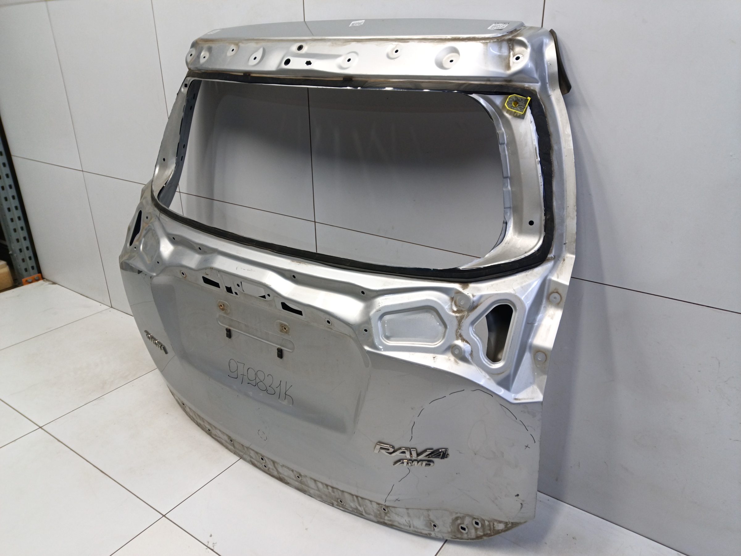Крышка багажника Toyota RAV4 CA40 Restail