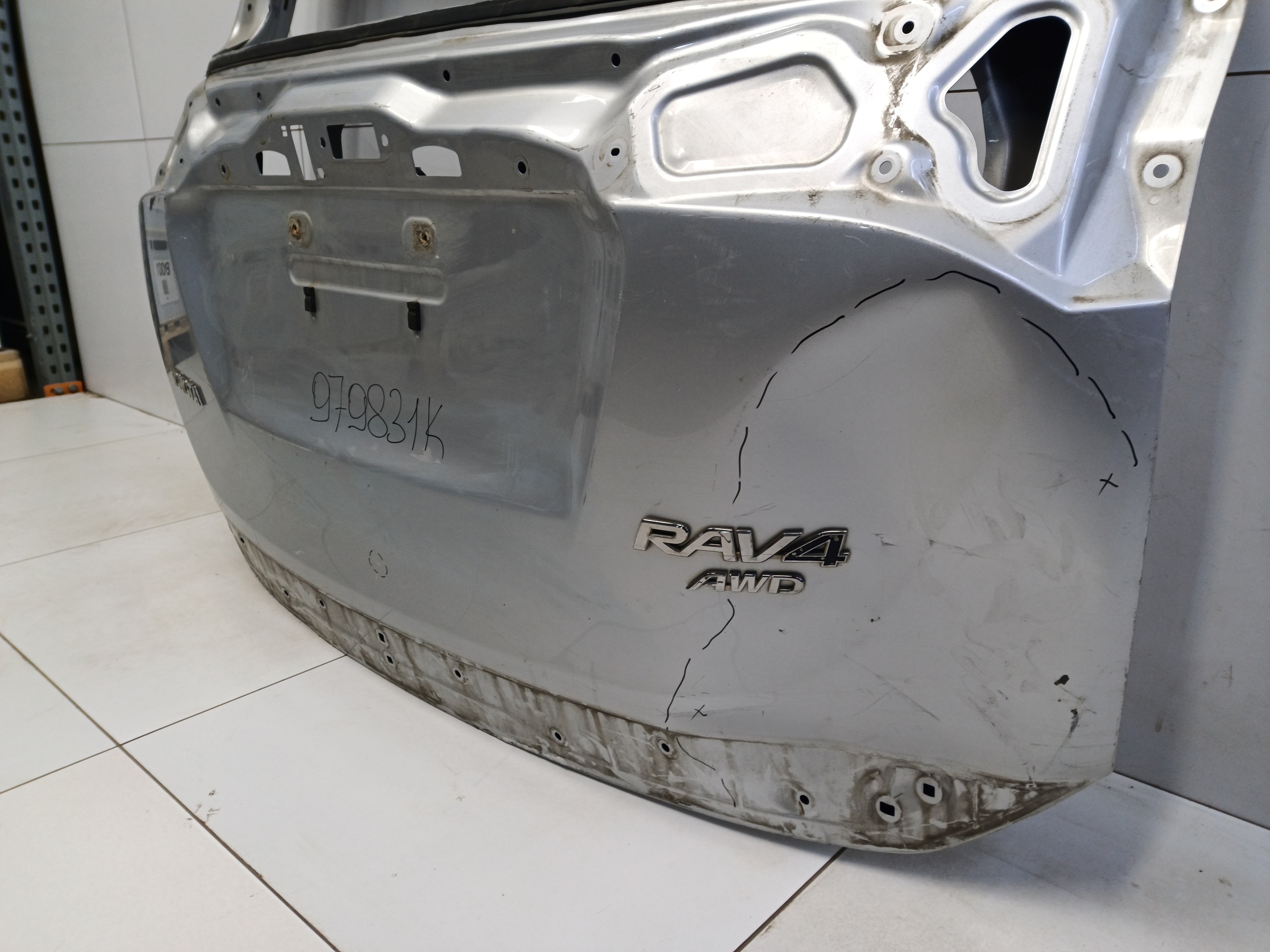 Крышка багажника Toyota RAV4 CA40 Restail