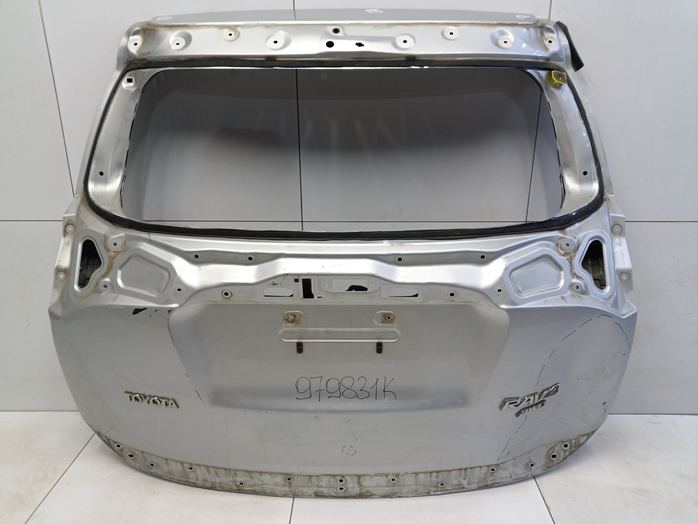 Крышка багажника Toyota RAV4 CA40 Restail