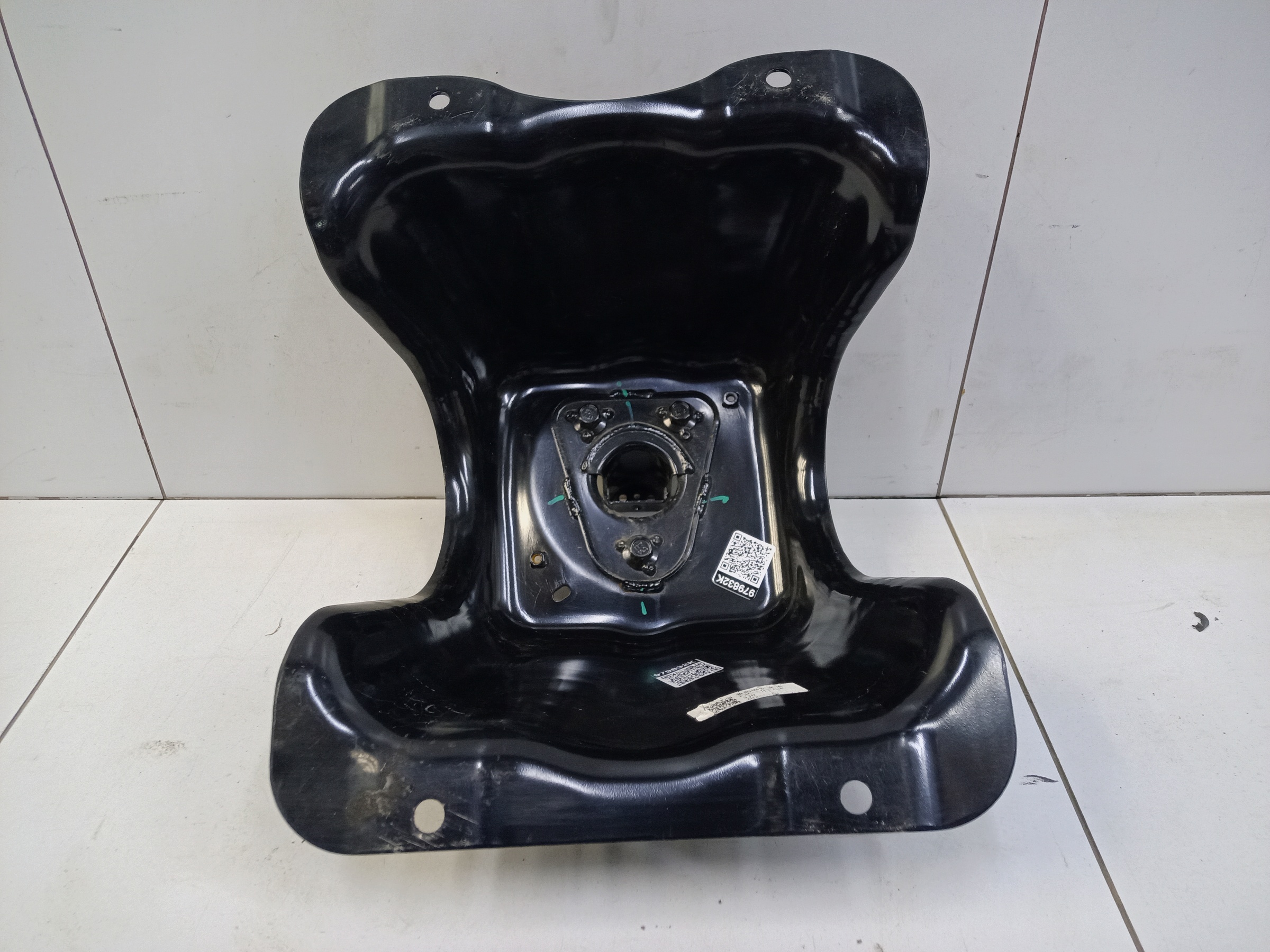 Кронштейн крепления запасного колеса Jetour T2