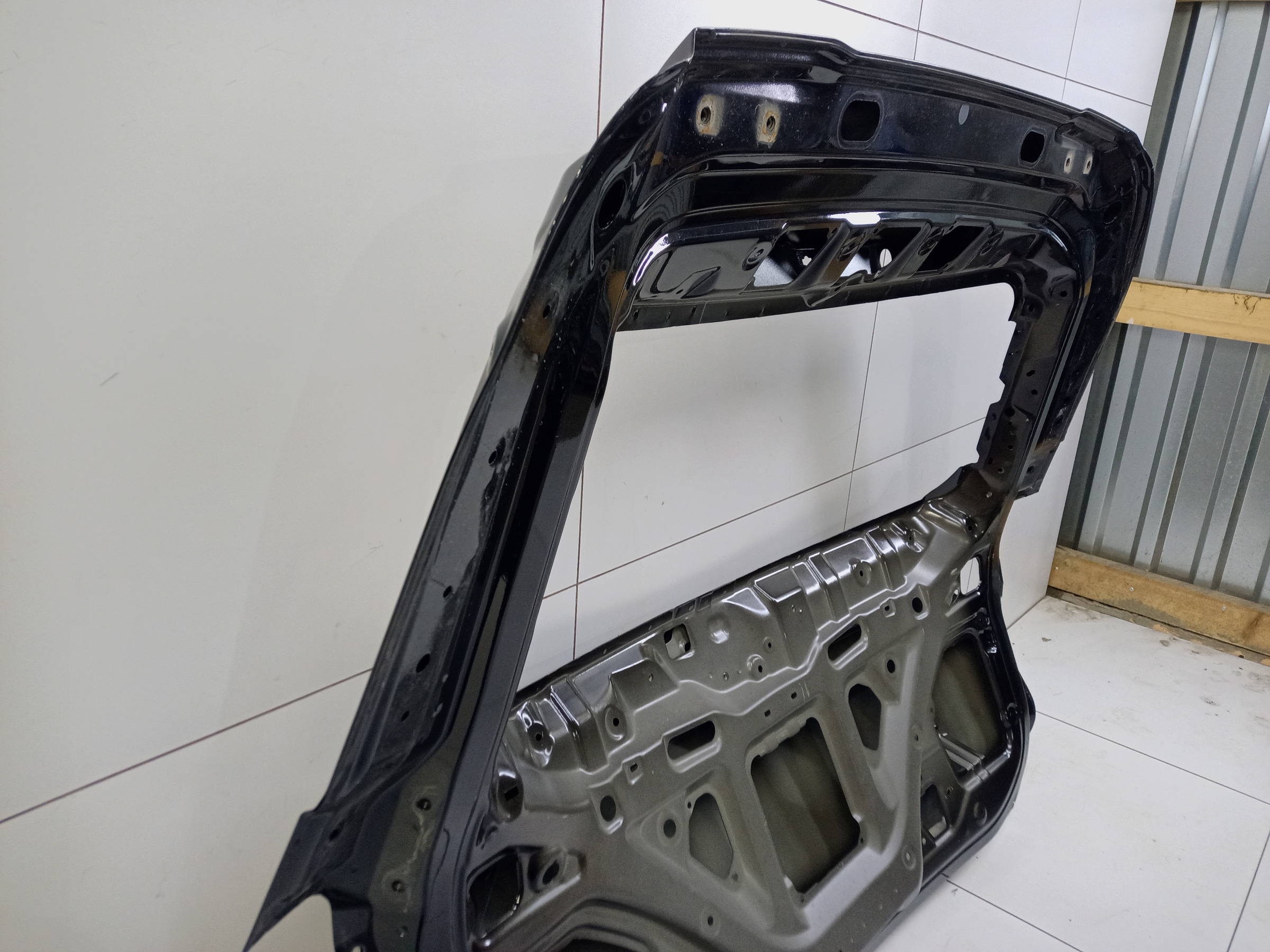 Крышка багажника Chery Tiggo 8 с датчиком защемления