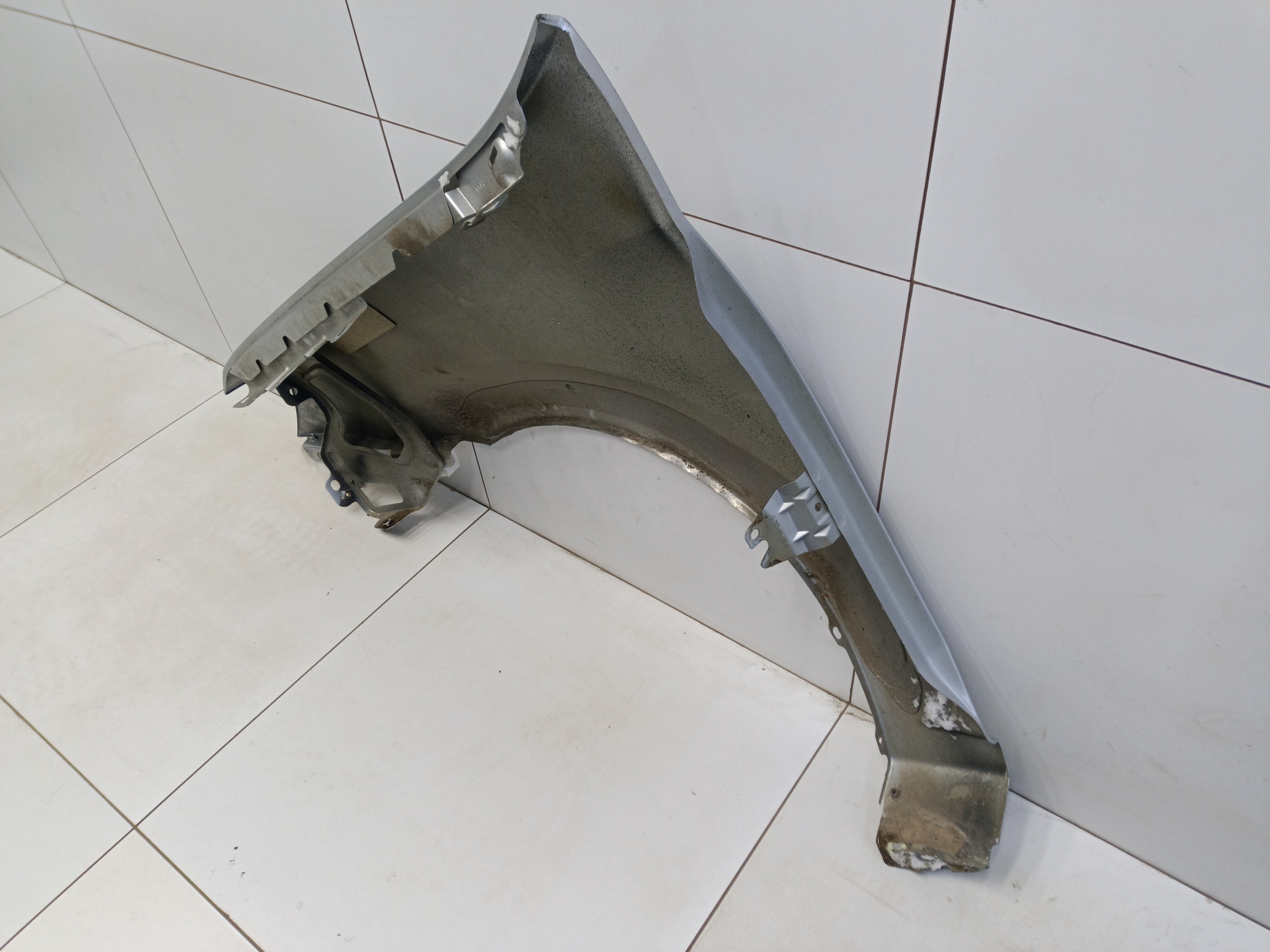 Крыло переднее правое Lada Largus 1 Restail