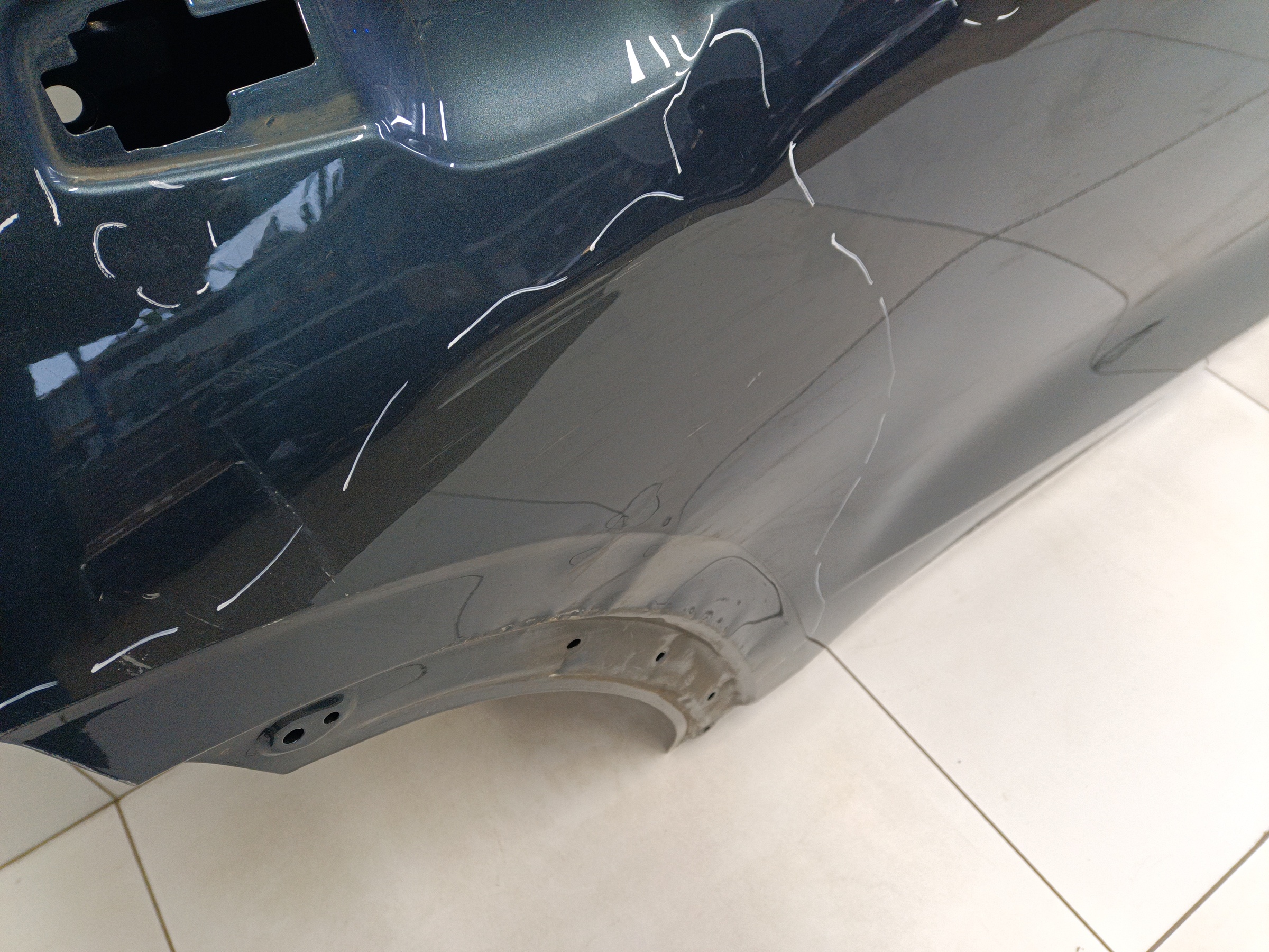 Дверь задняя правая Geely Monjaro