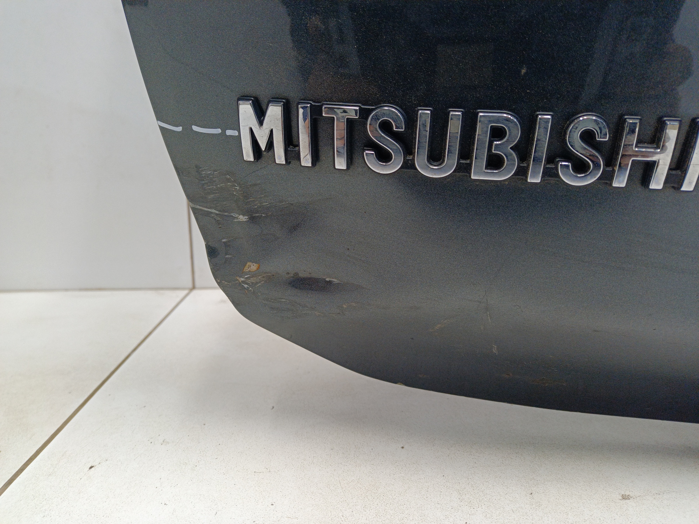 Крышка багажника Mitsubishi Outlander 3