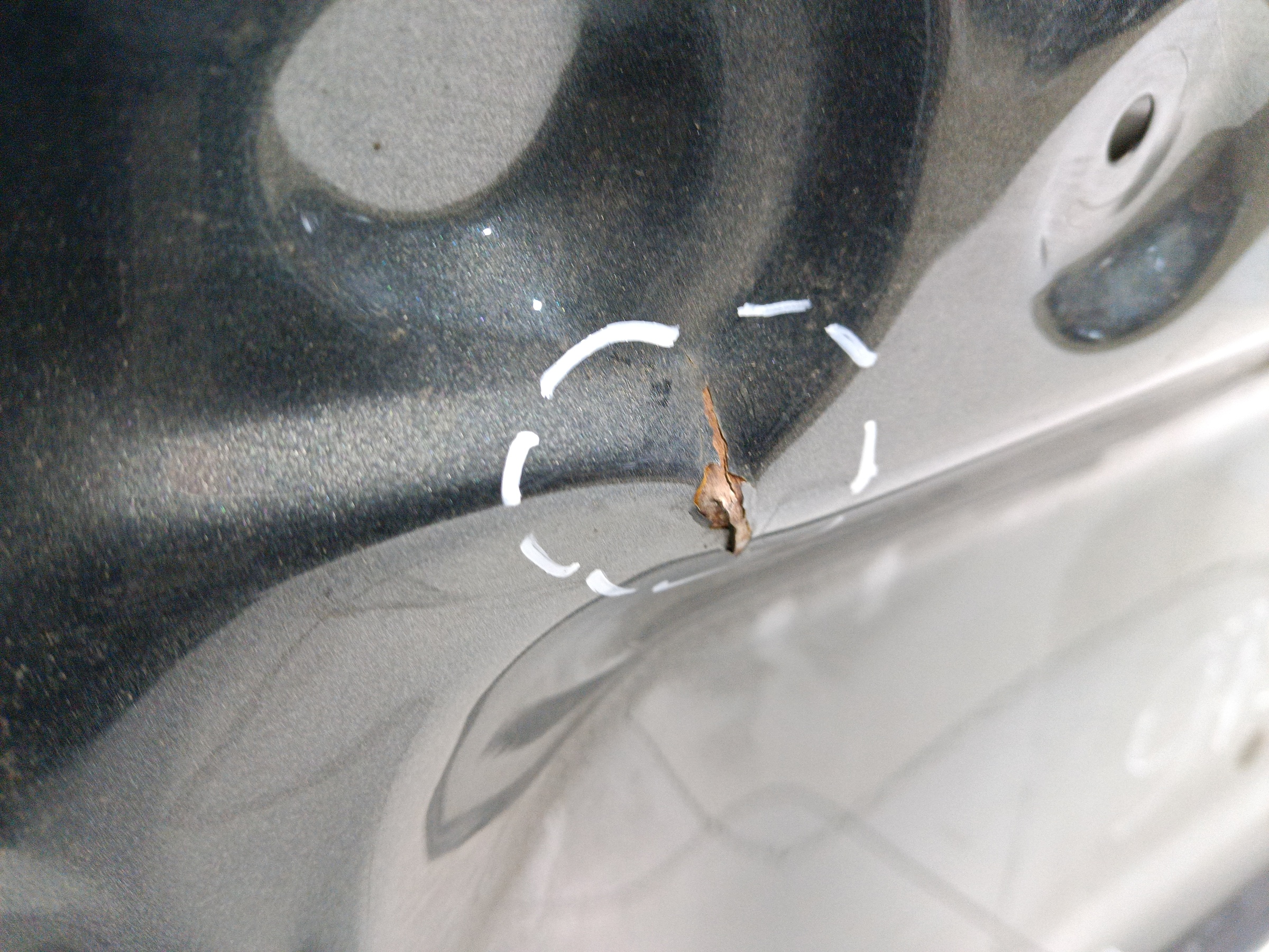 Крышка багажника Mitsubishi Outlander 3