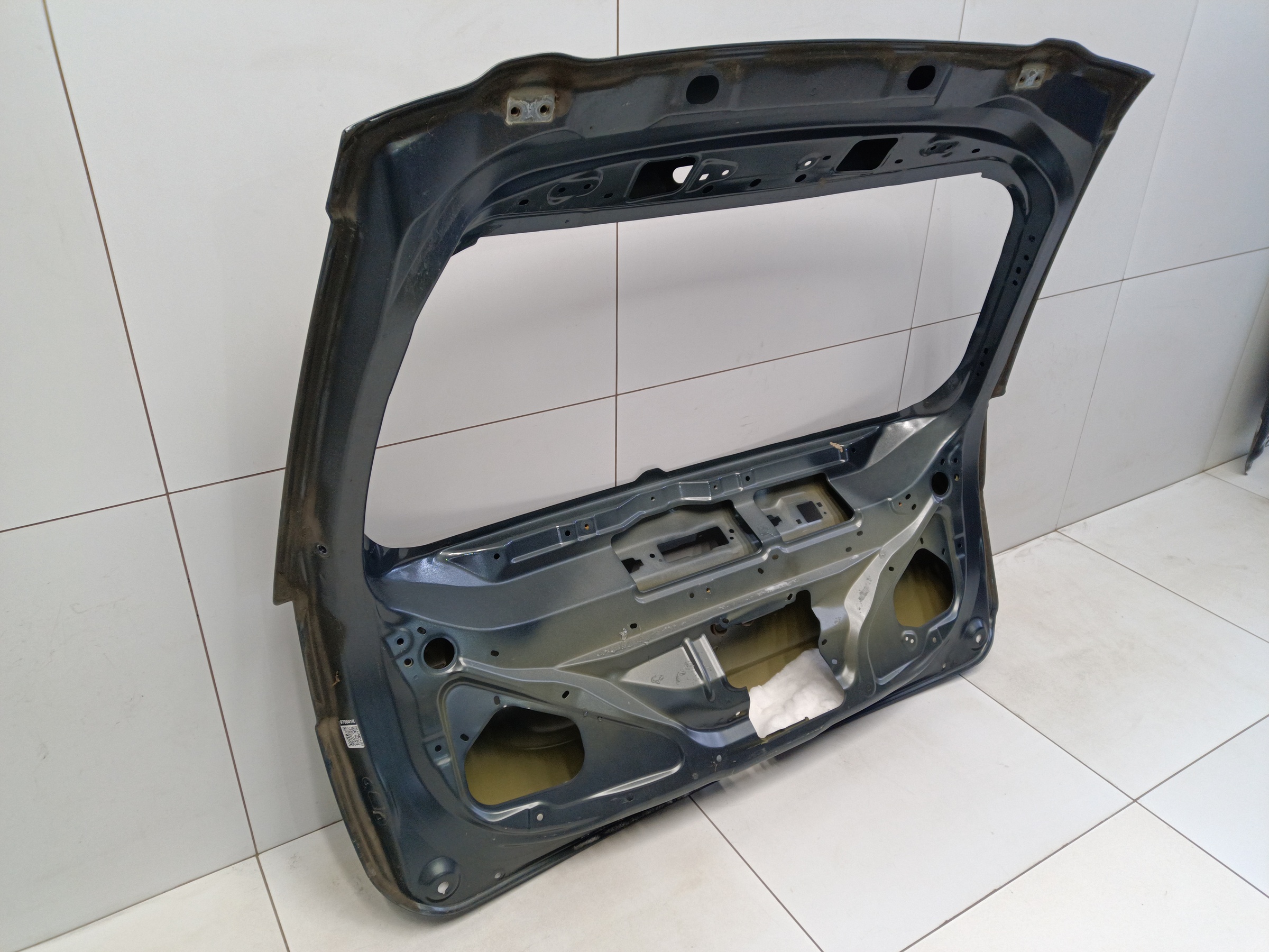 Крышка багажника Mitsubishi Outlander 3