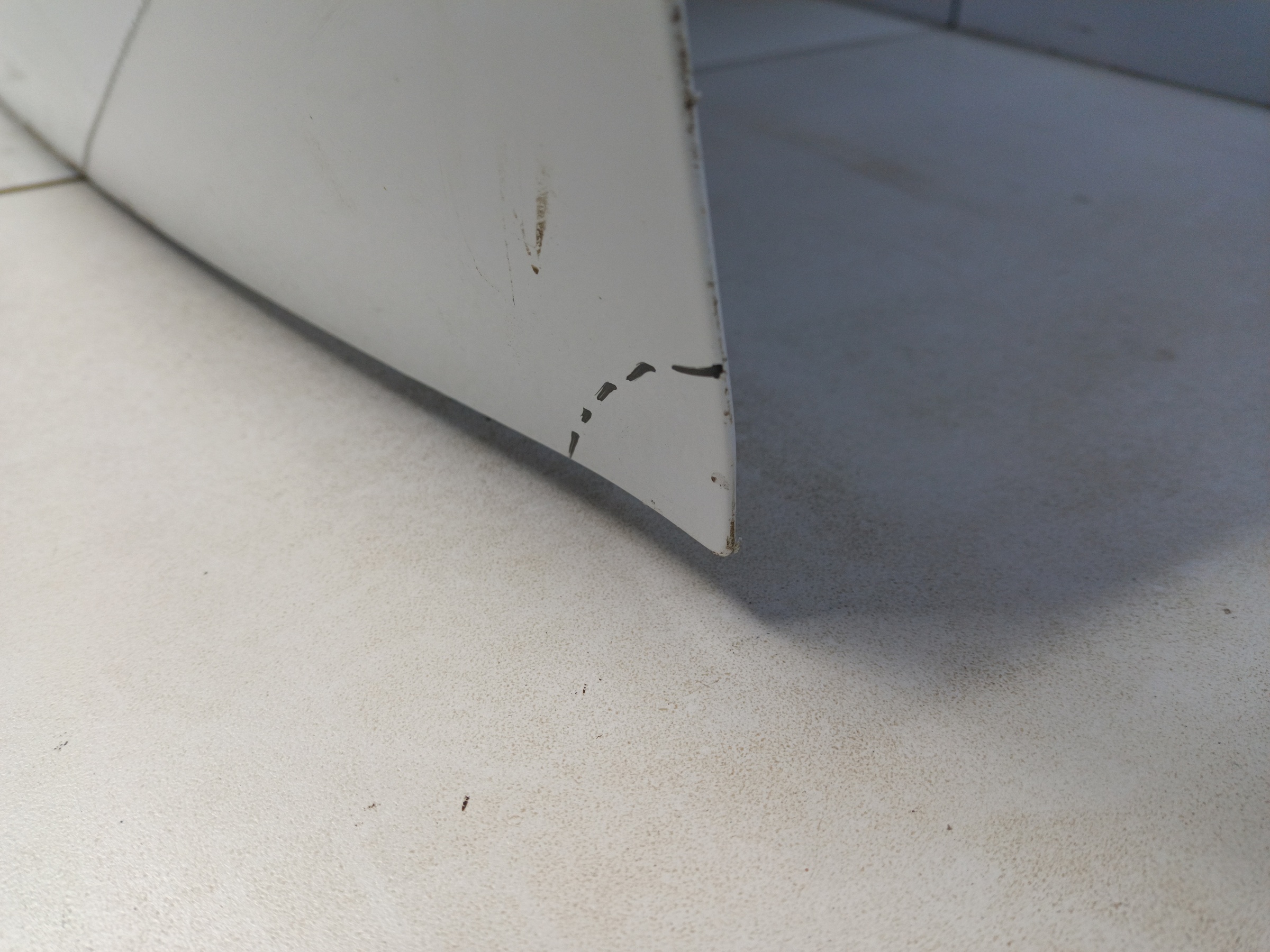 Крышка багажника Geely Atlas Pro