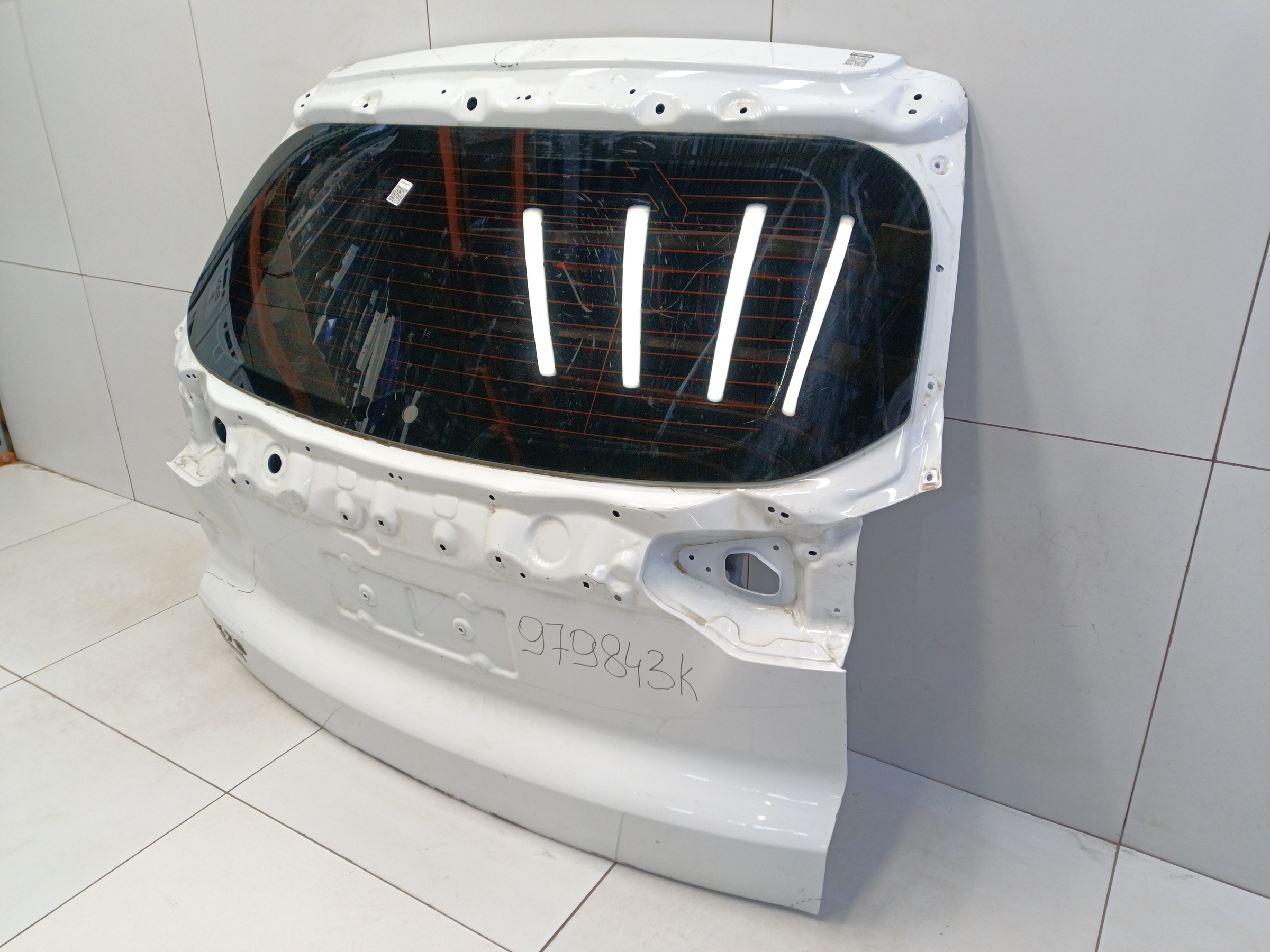 Крышка багажника Geely Atlas Pro