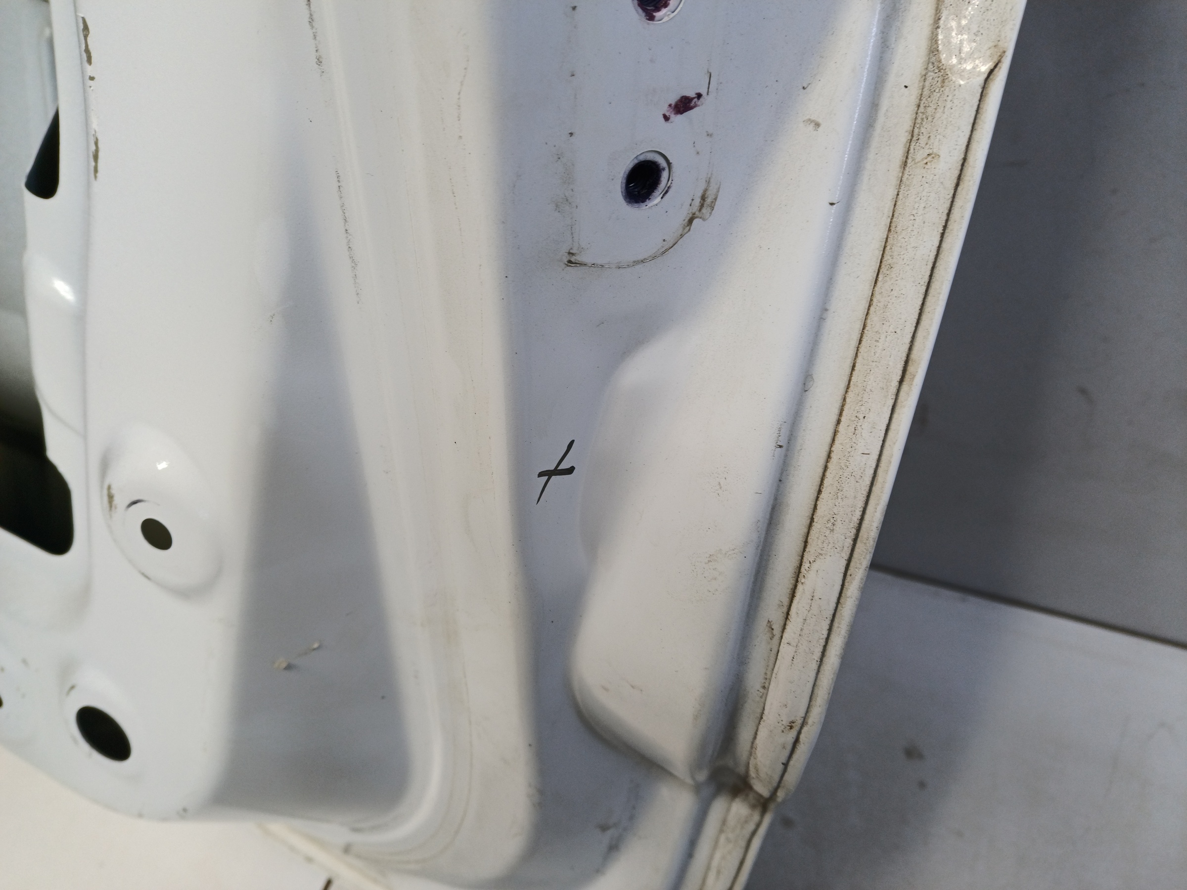 Крышка багажника Geely Atlas Pro