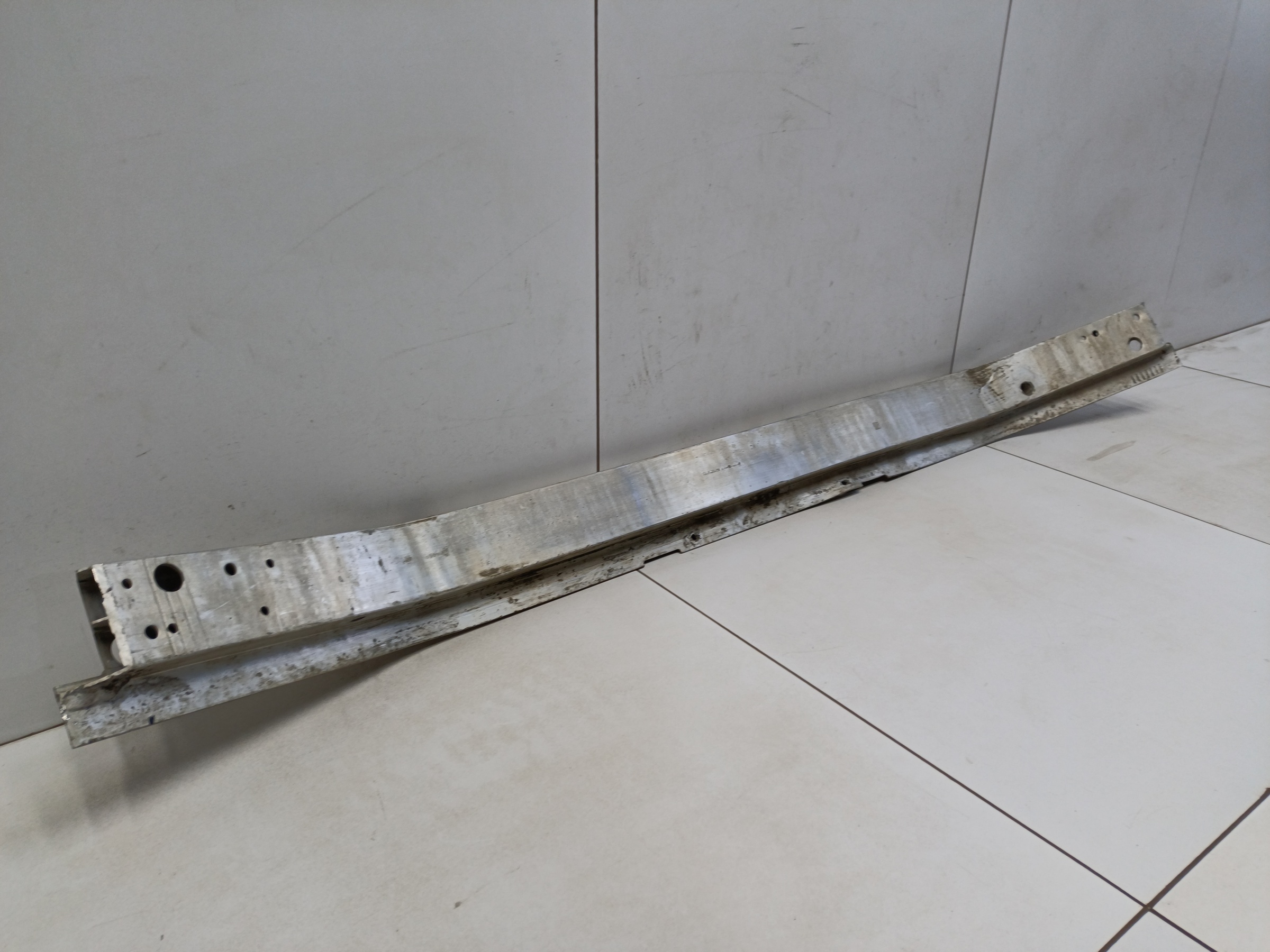 Усилитель переднего бампера BMW X1 F48