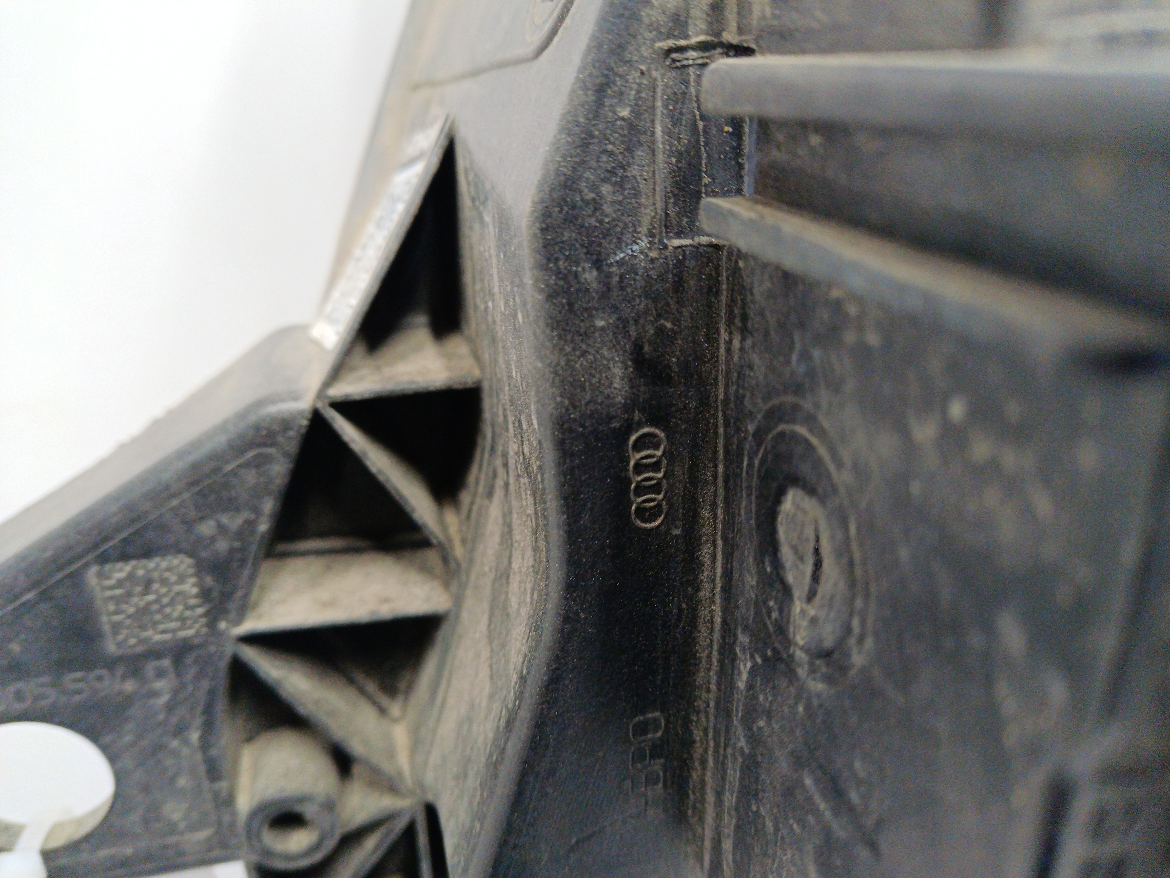 Панель передняя Audi Q7 2 Restail