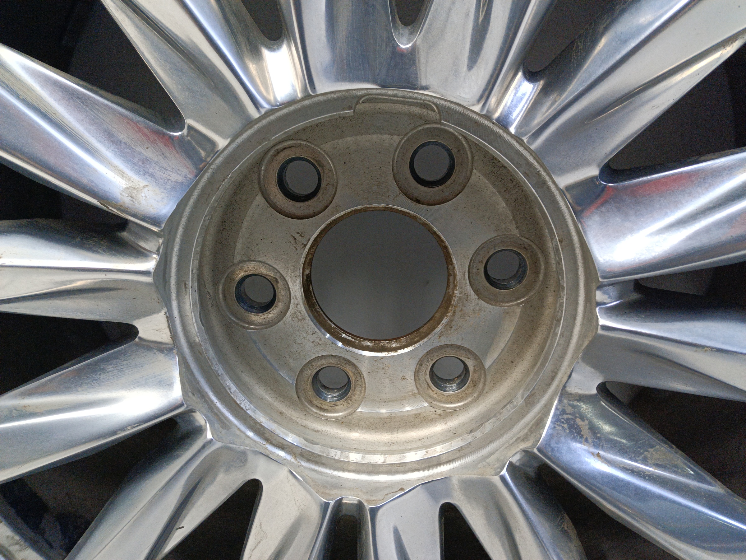 Диск колеса литой Cadillac Escalade 5 R22