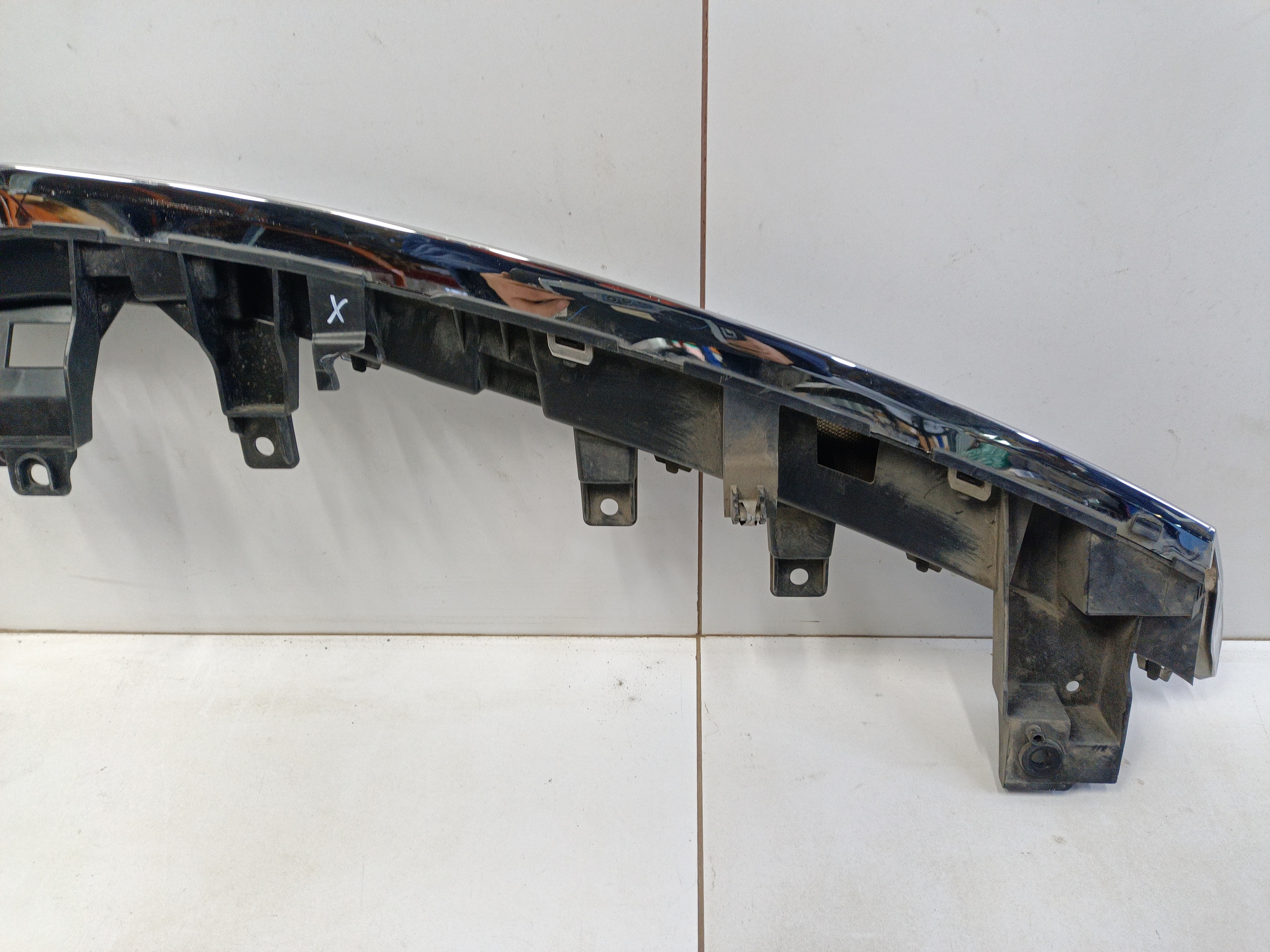 Молдинг хром решётки радиатора верхний Haval F7 2