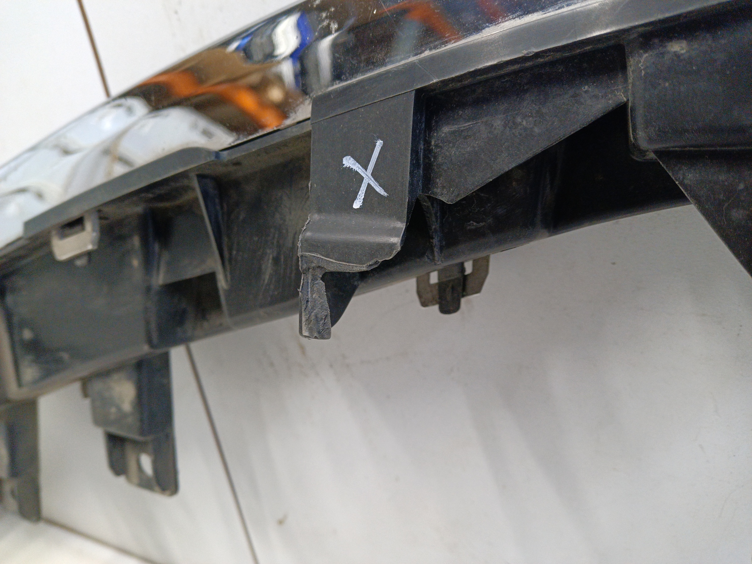 Молдинг хром решётки радиатора верхний Haval F7 2