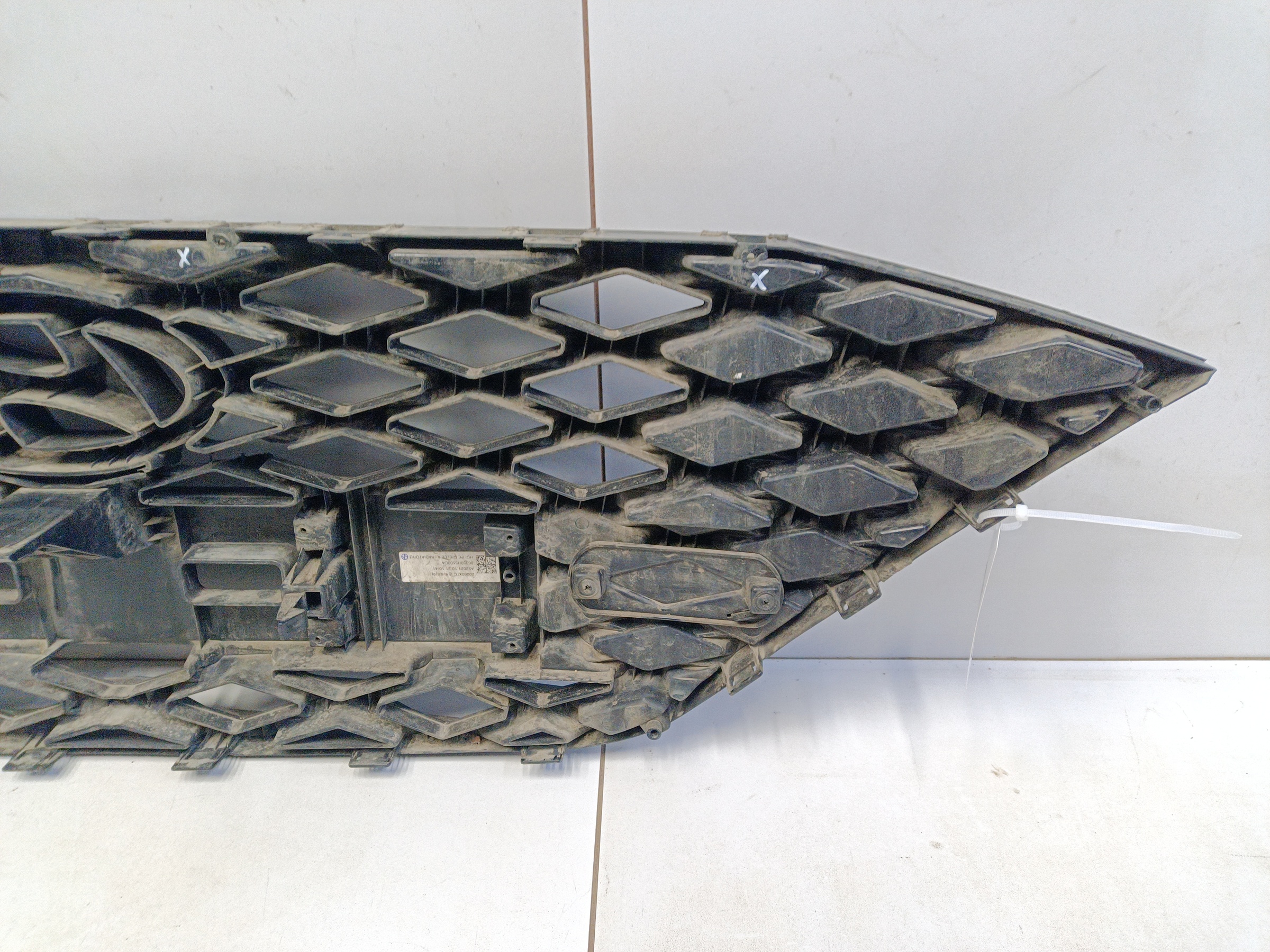 Решётка радиатора Hyundai Solaris 2 Restail