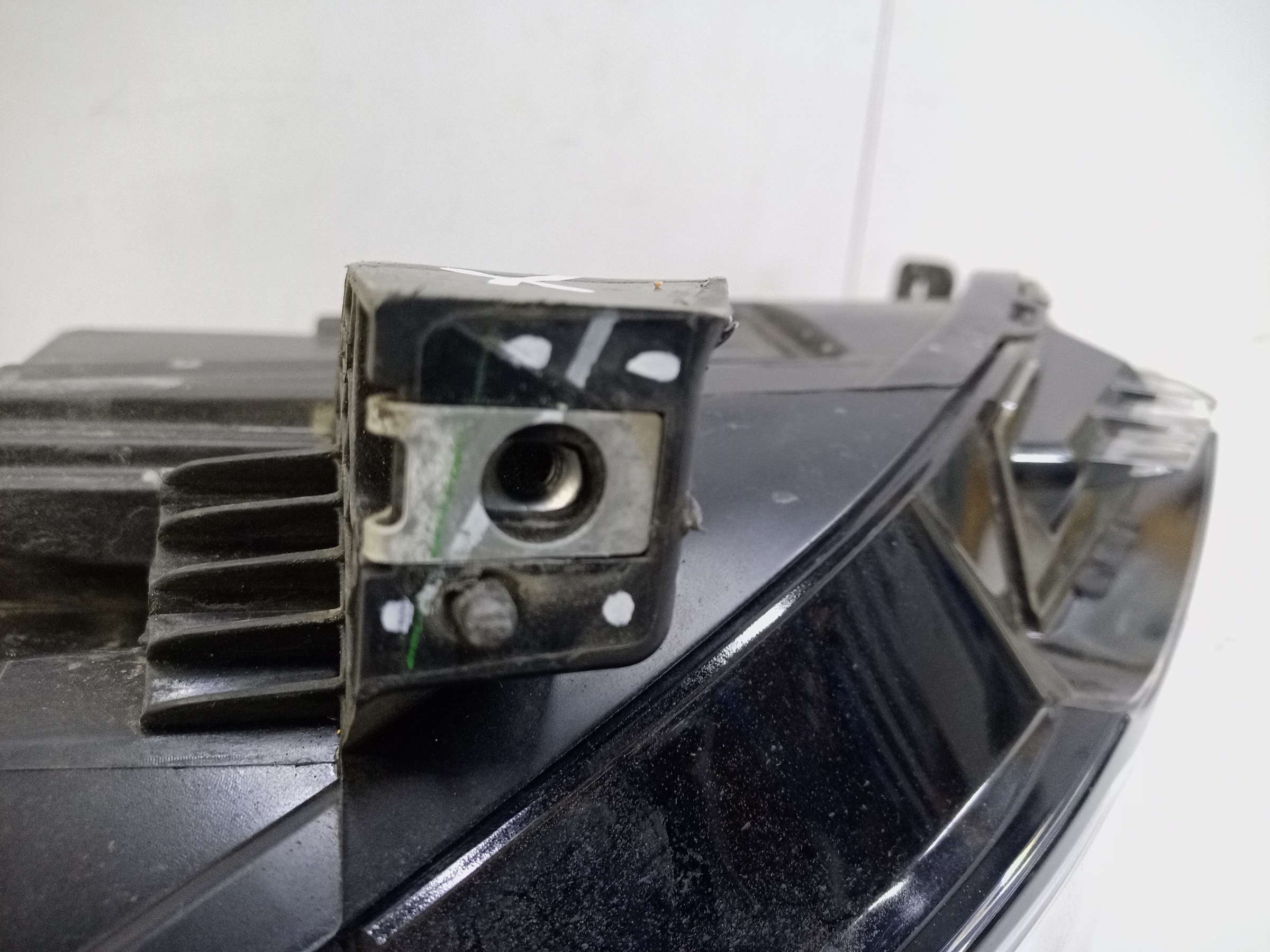 Фара передняя левая Changan Eado 2 LED