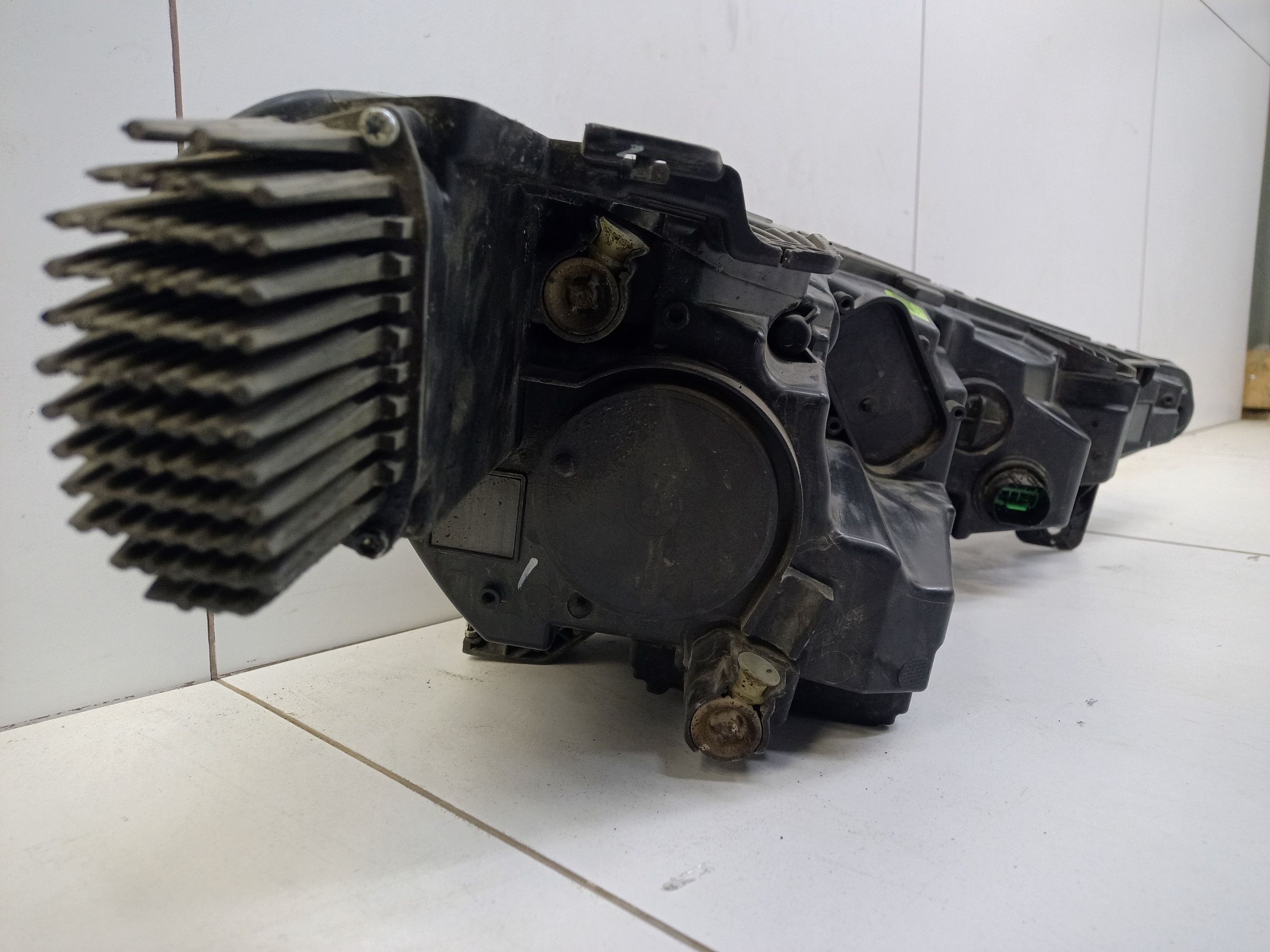 Фара передняя левая Changan Eado 2 LED