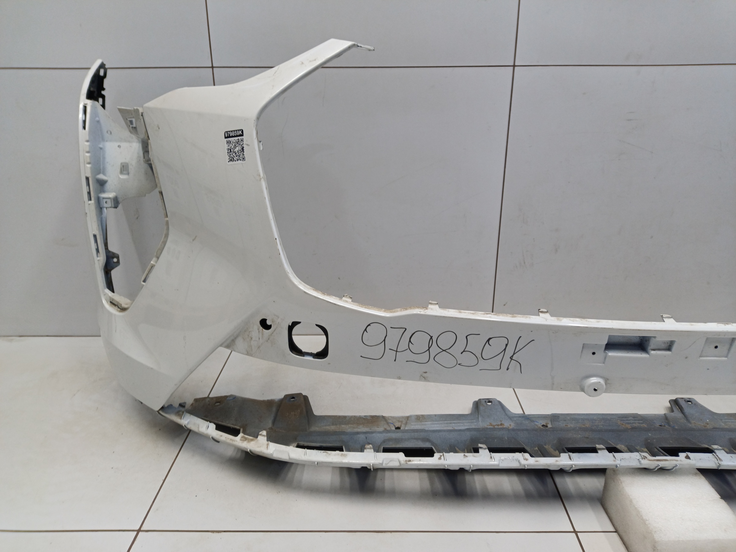 Бампер передний Haval Jolion Restail с отверстиями под накладки