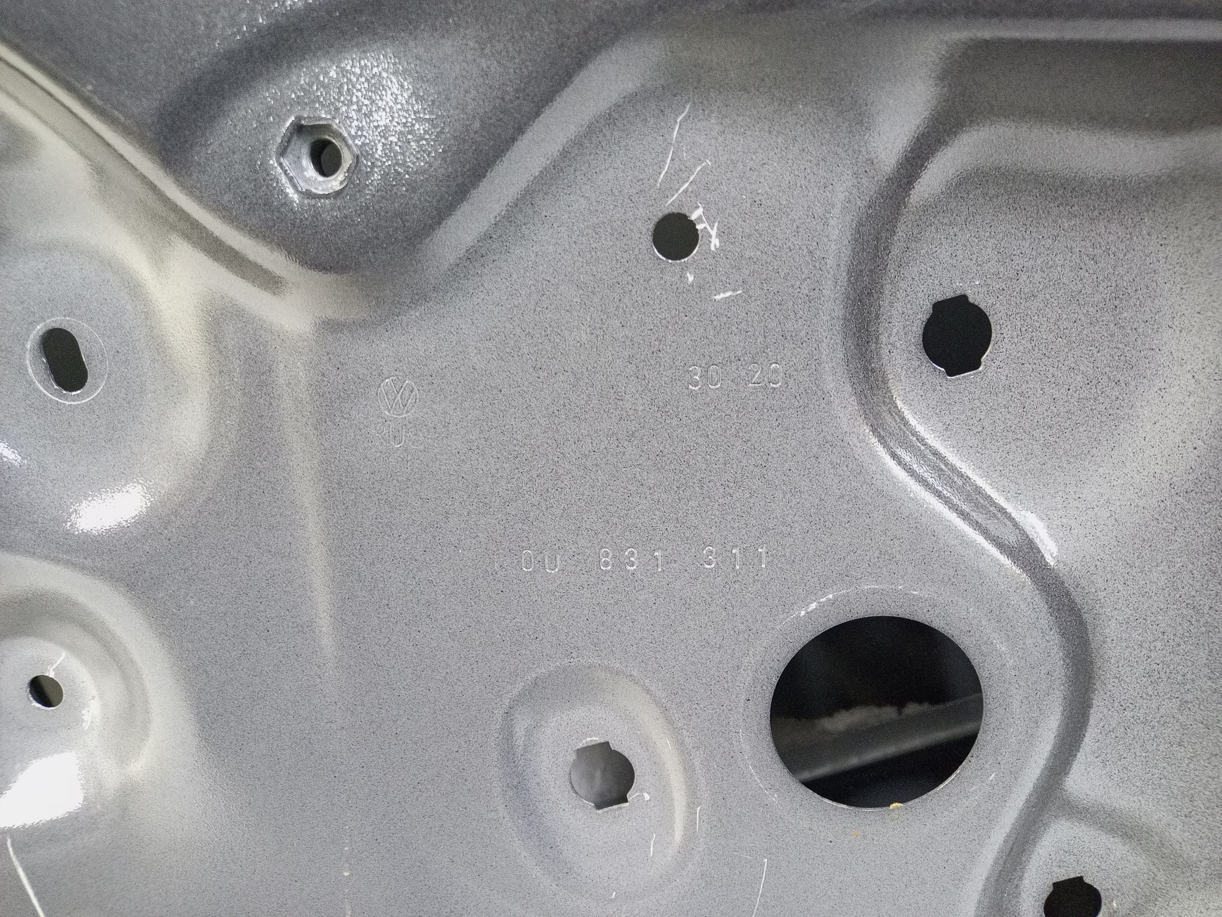 Дверь передняя левая Volkswagen Polo 6 Liftback