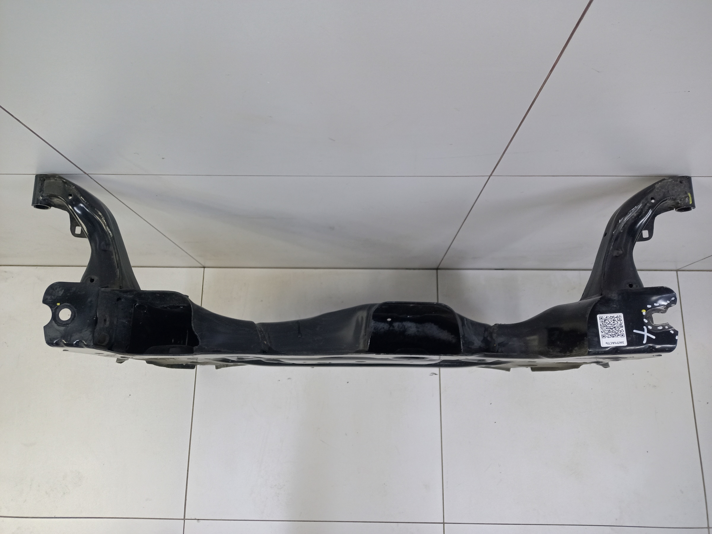 Подрамник передний Geely Preface