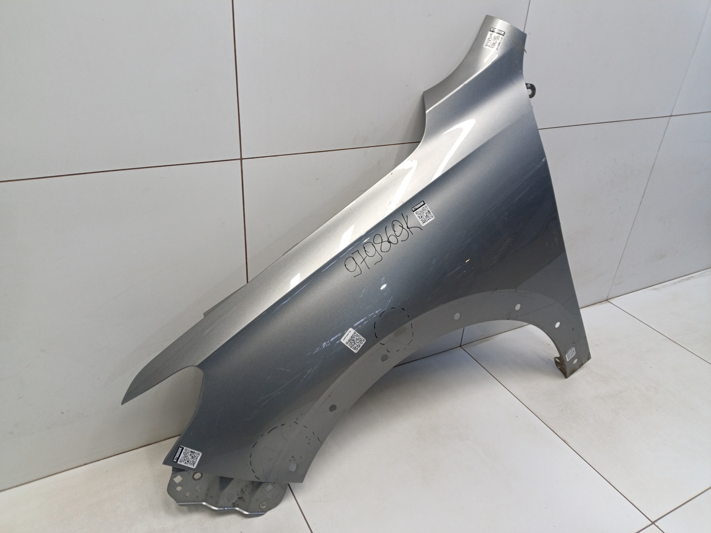 Крыло переднее левое Haval Jolion Restail