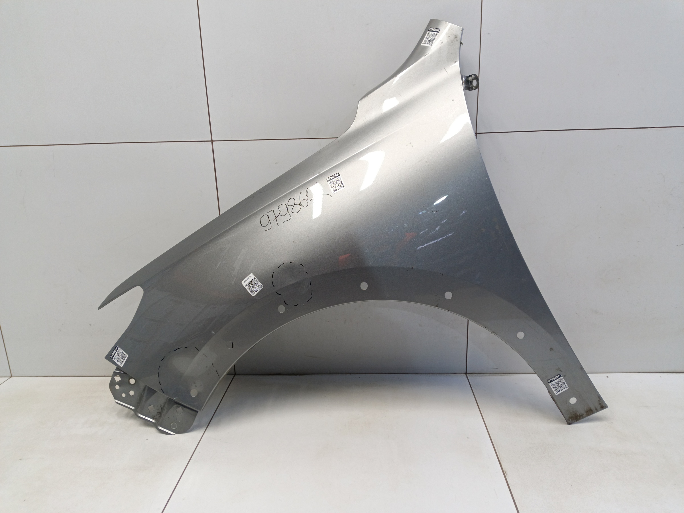 Крыло переднее левое Haval Jolion Restail