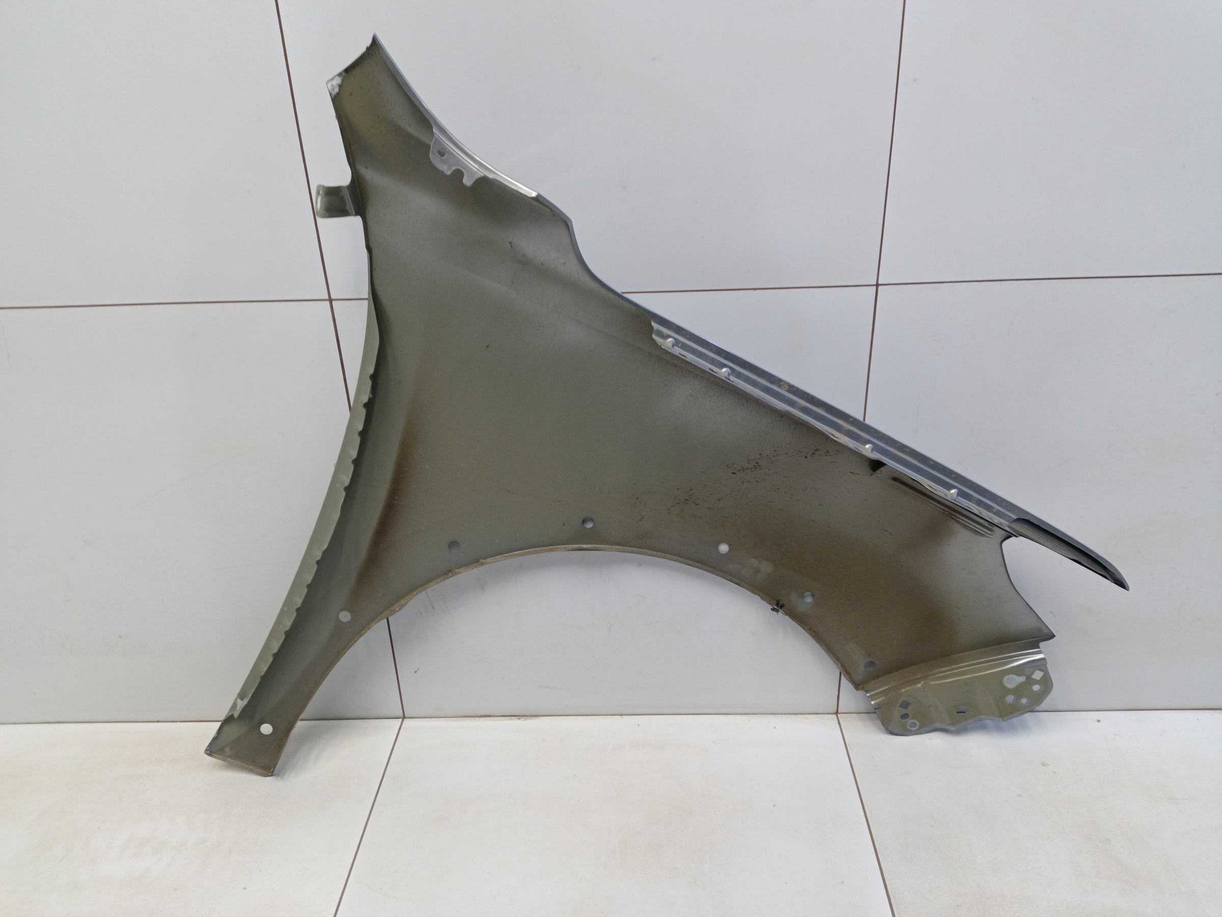 Крыло переднее левое Haval Jolion Restail