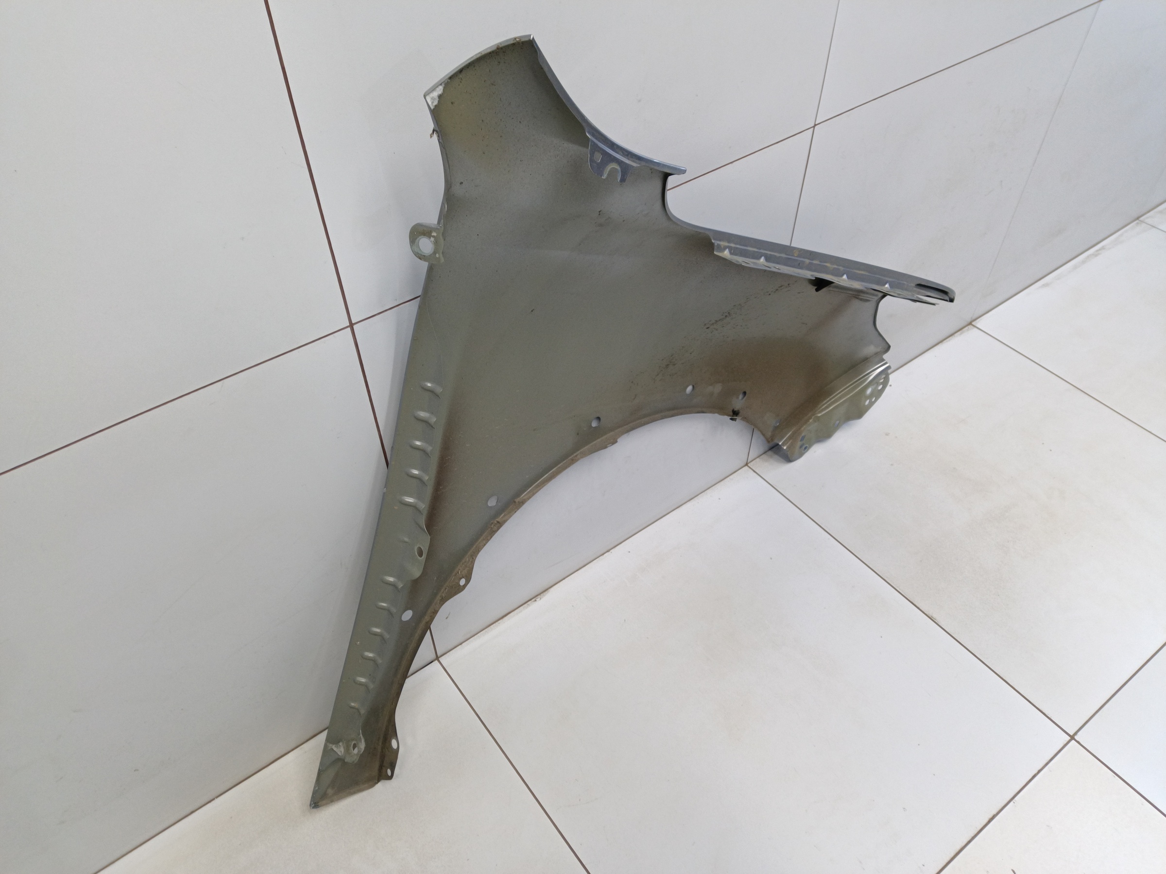 Крыло переднее левое Haval Jolion Restail