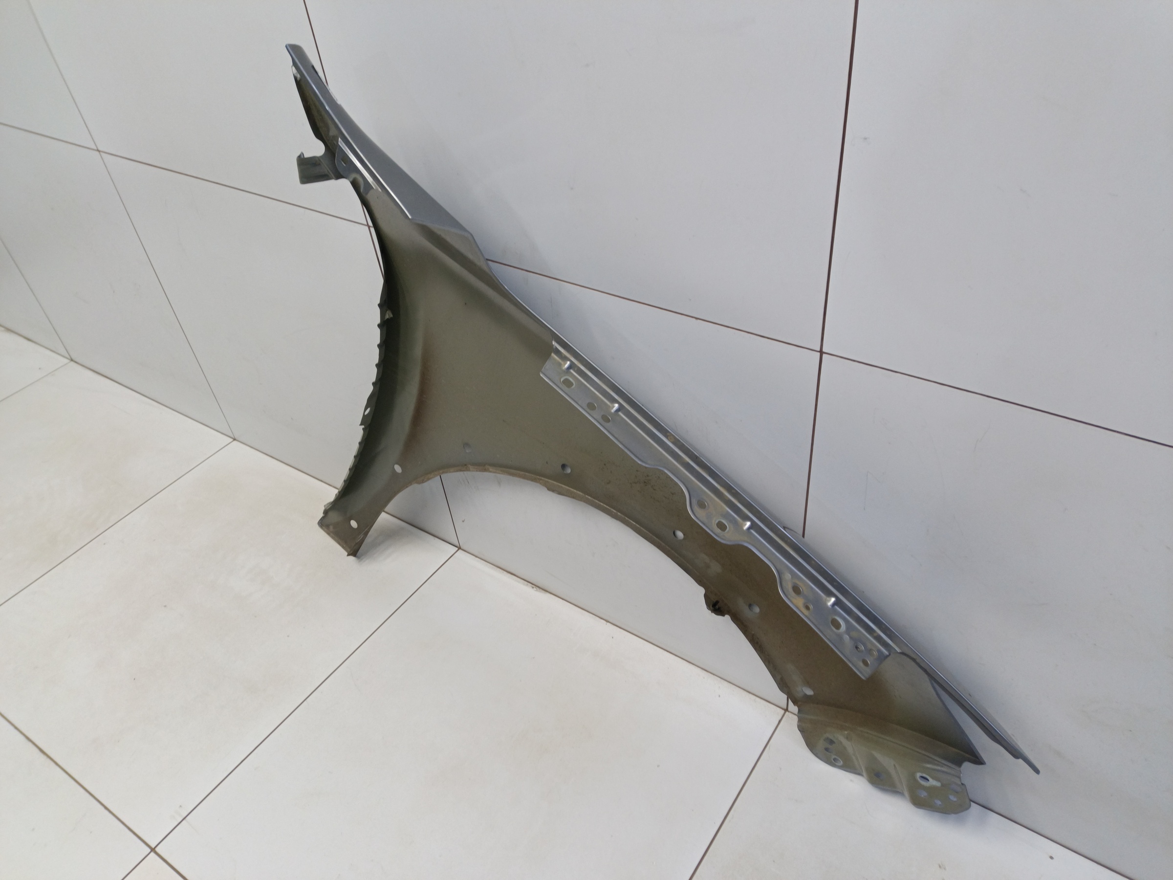 Крыло переднее левое Haval Jolion Restail