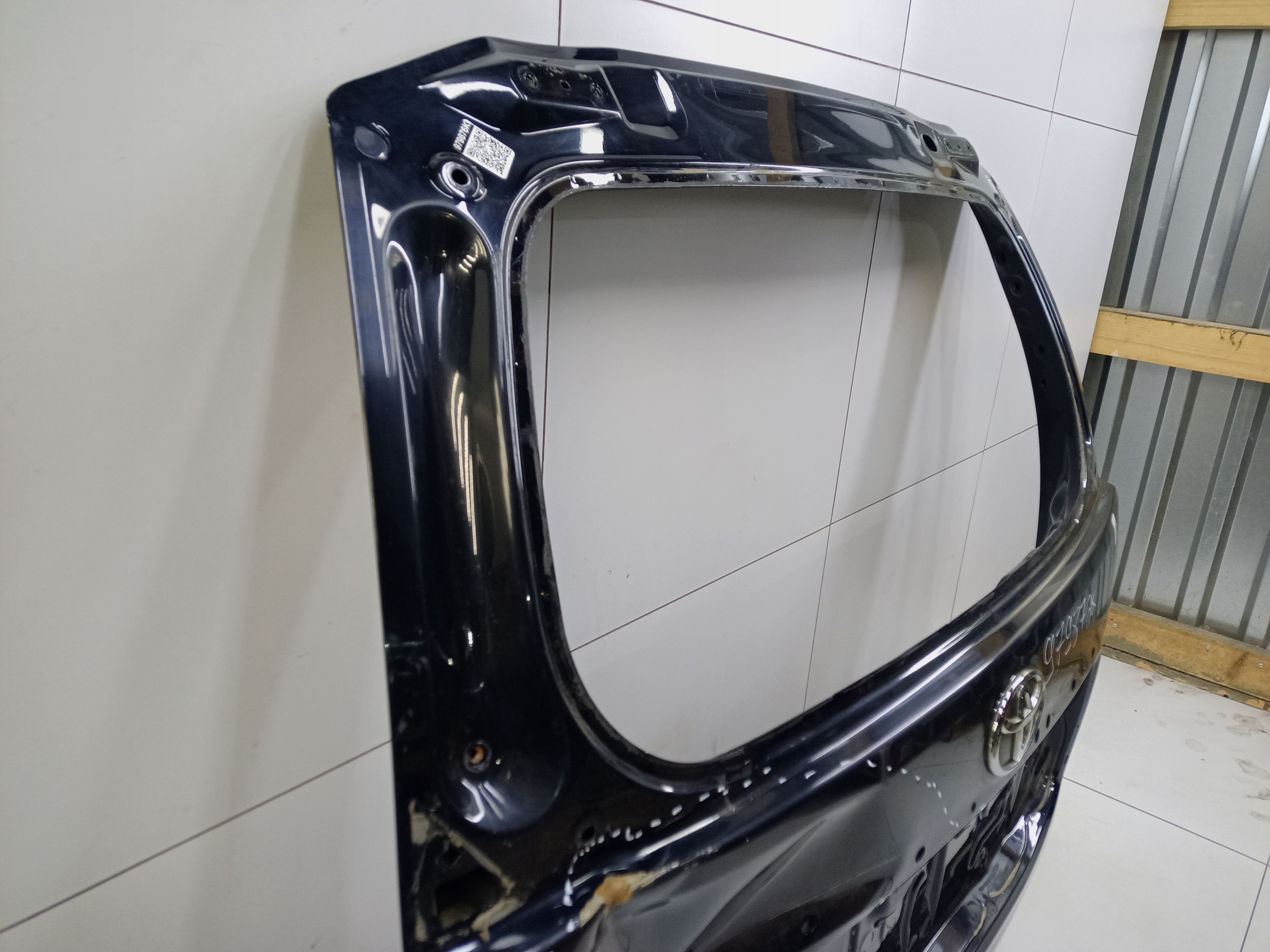 Крышка багажника Toyota Land Cruiser Prado 150 Restail 2