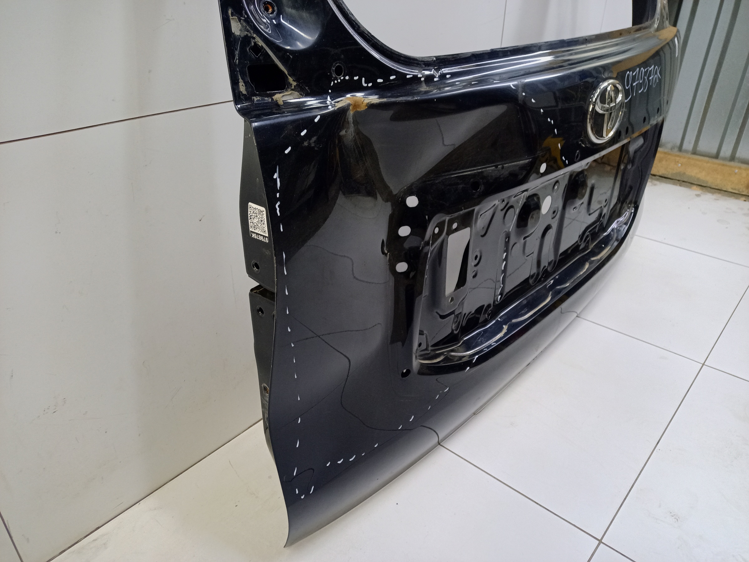 Крышка багажника Toyota Land Cruiser Prado 150 Restail 2