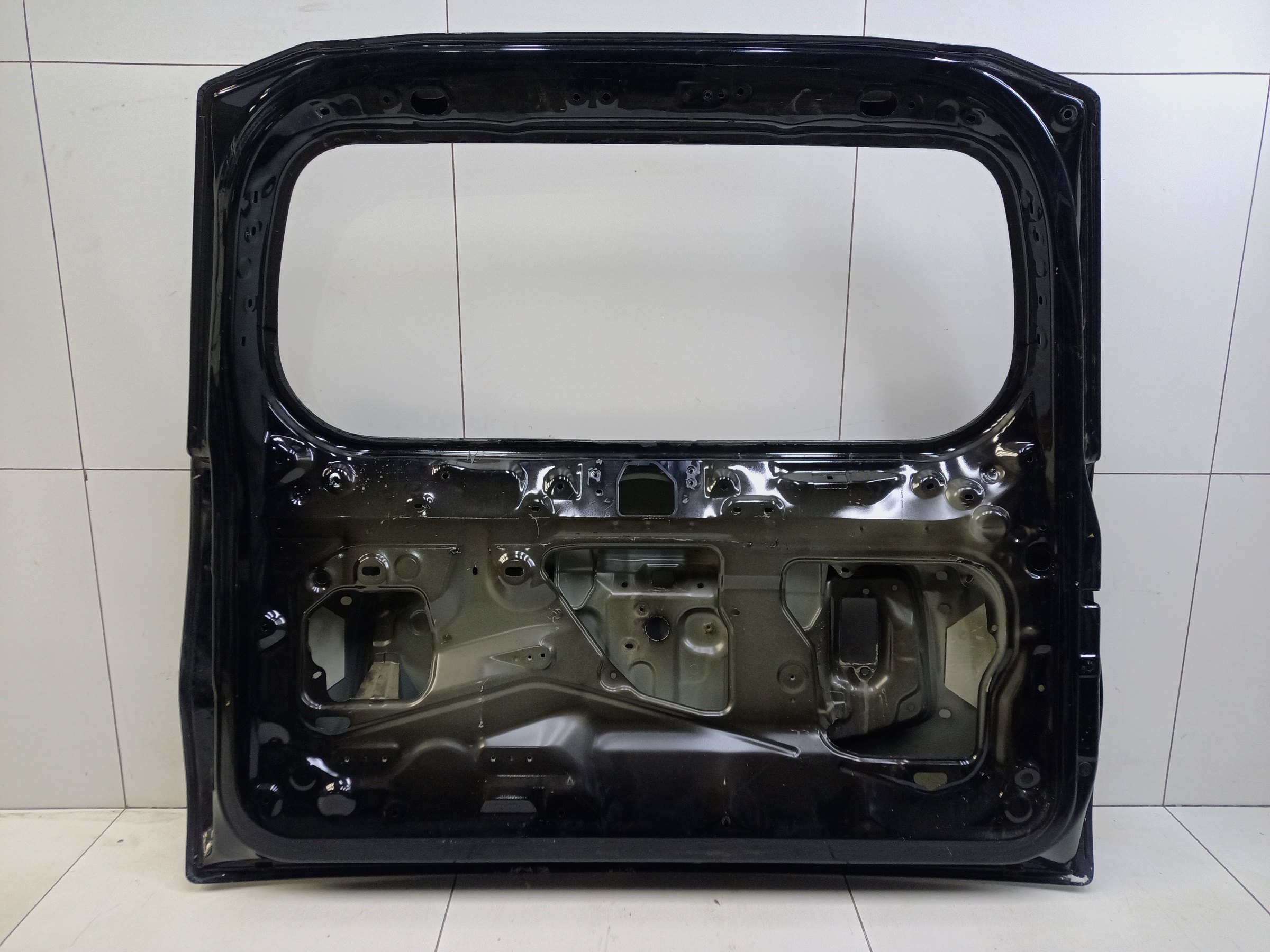 Крышка багажника Toyota Land Cruiser Prado 150 Restail 2