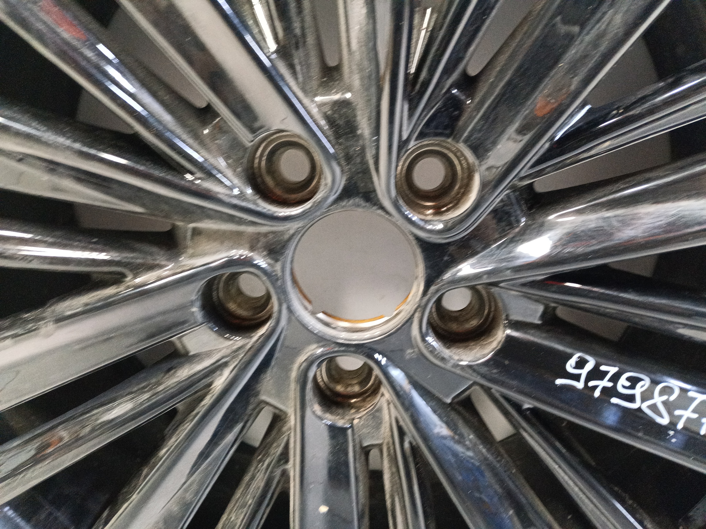 Диск колеса литой Geely Preface R18