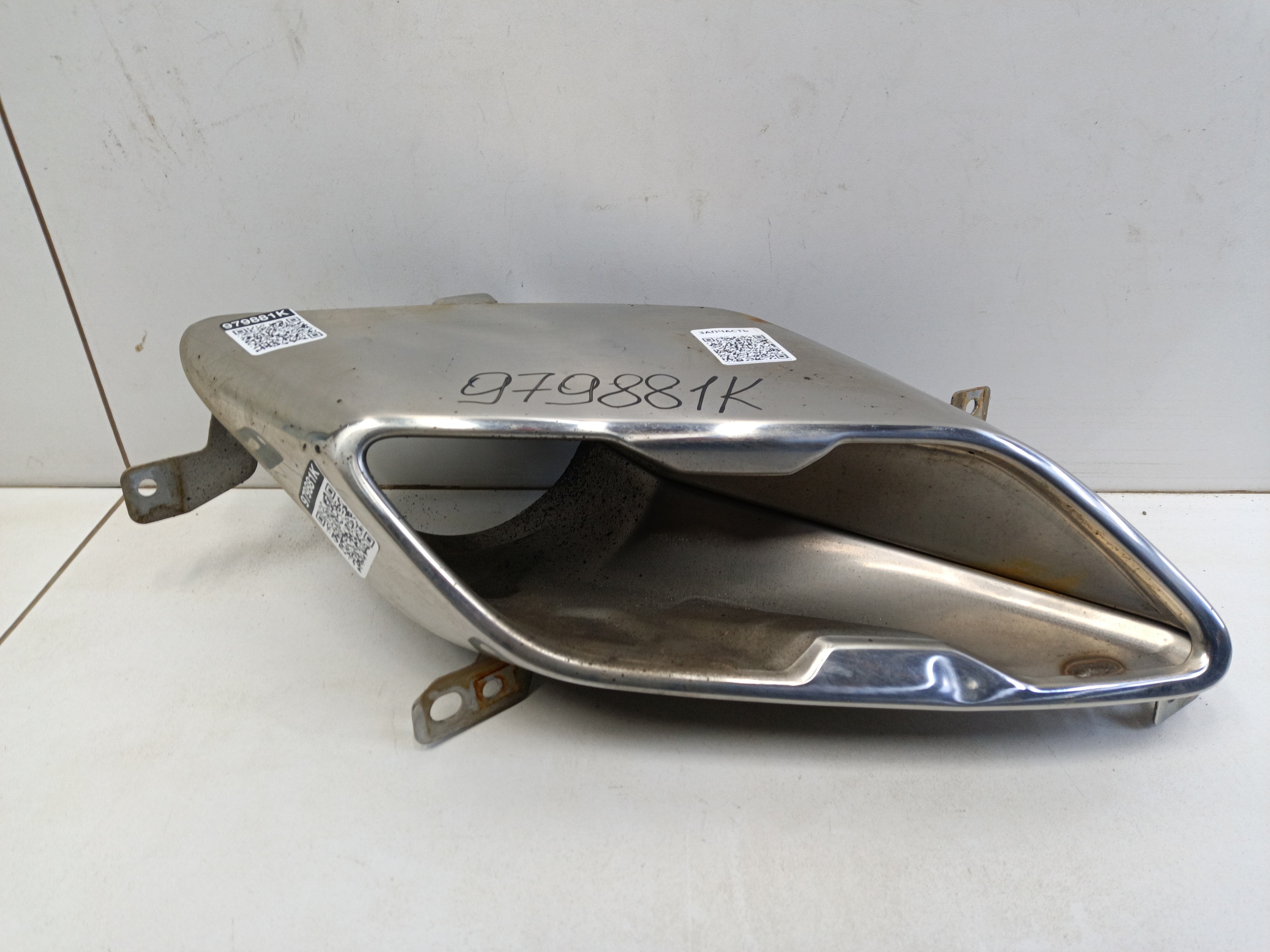 Насадка глушителя правая Exeed TXL Restail