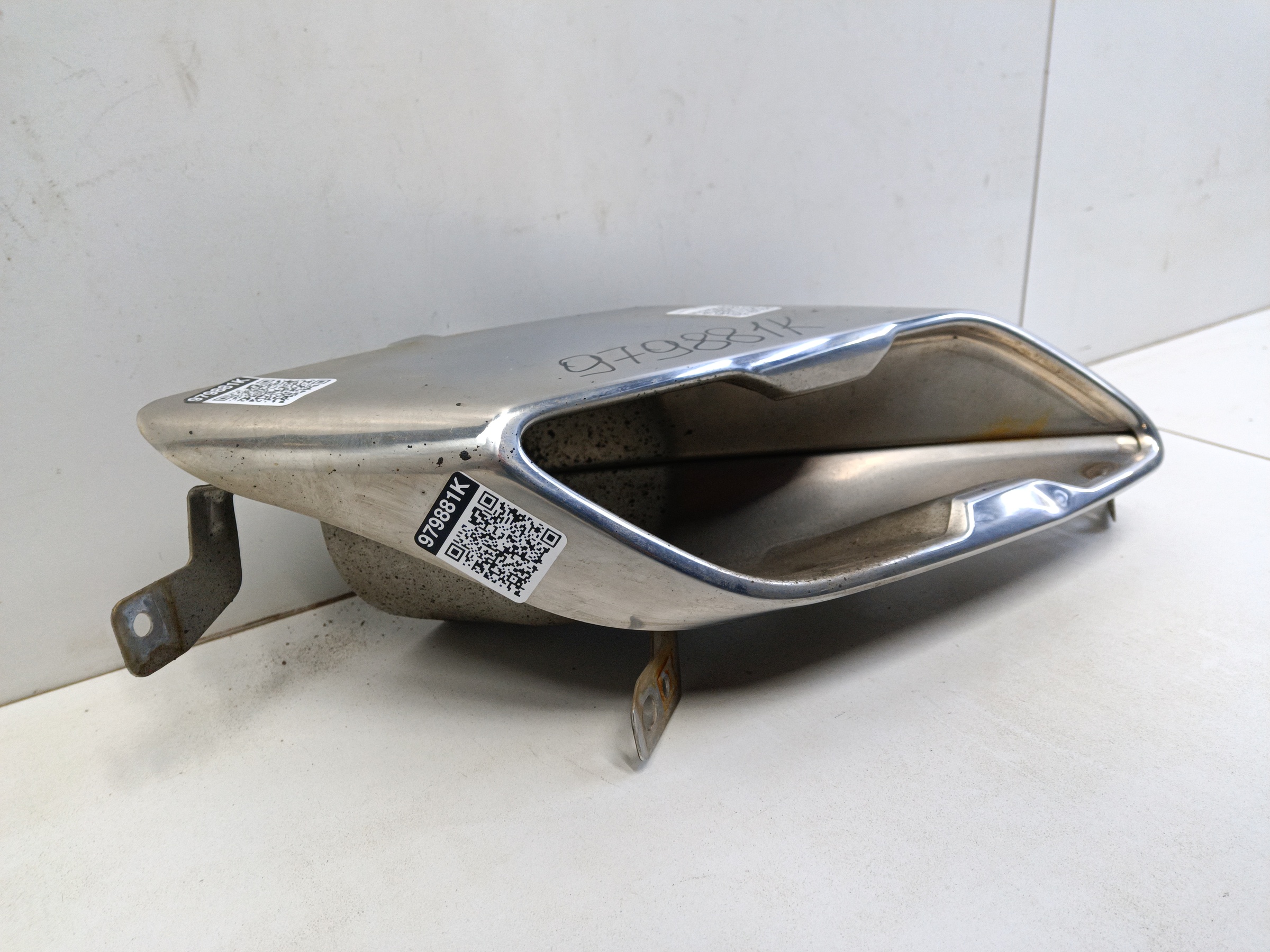 Насадка глушителя правая Exeed TXL Restail