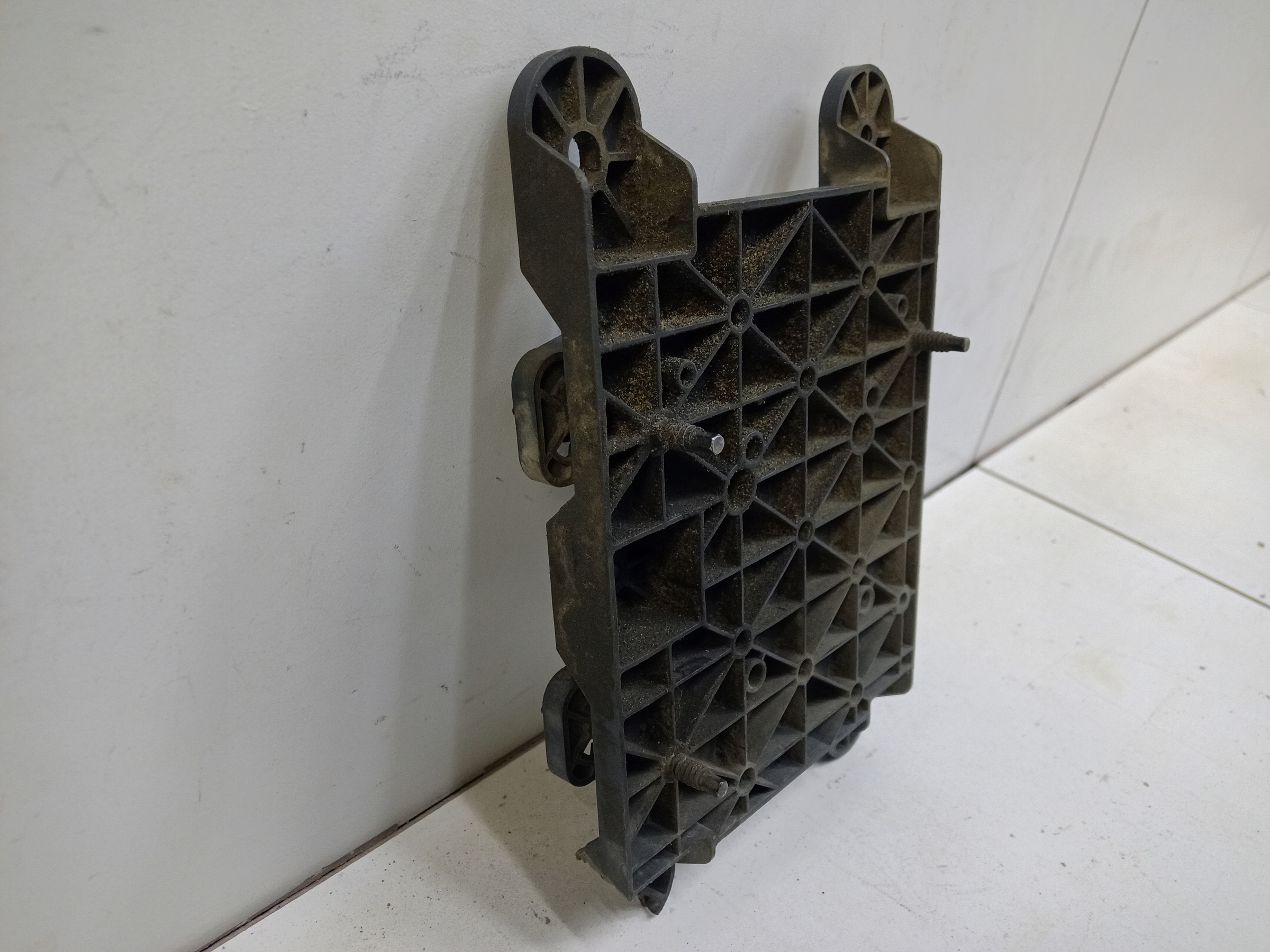 Передний радар активного круиз контроля GAC GS8 2