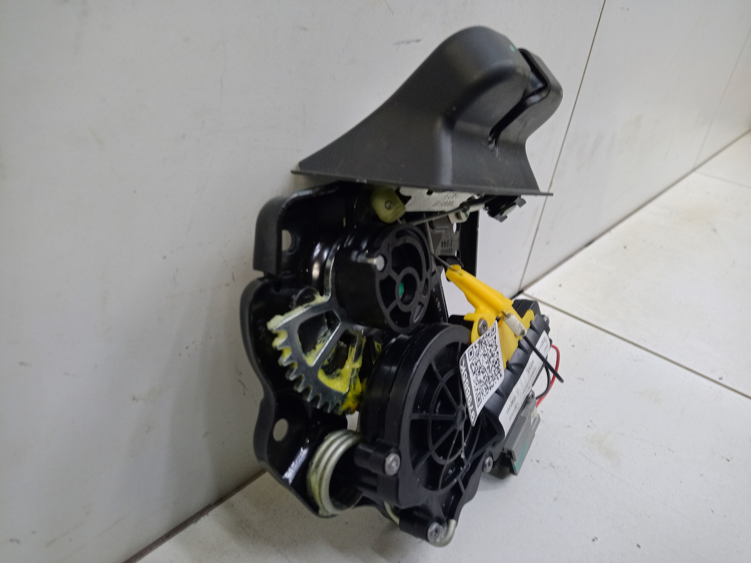 Замок крышки багажника Exeed TXL