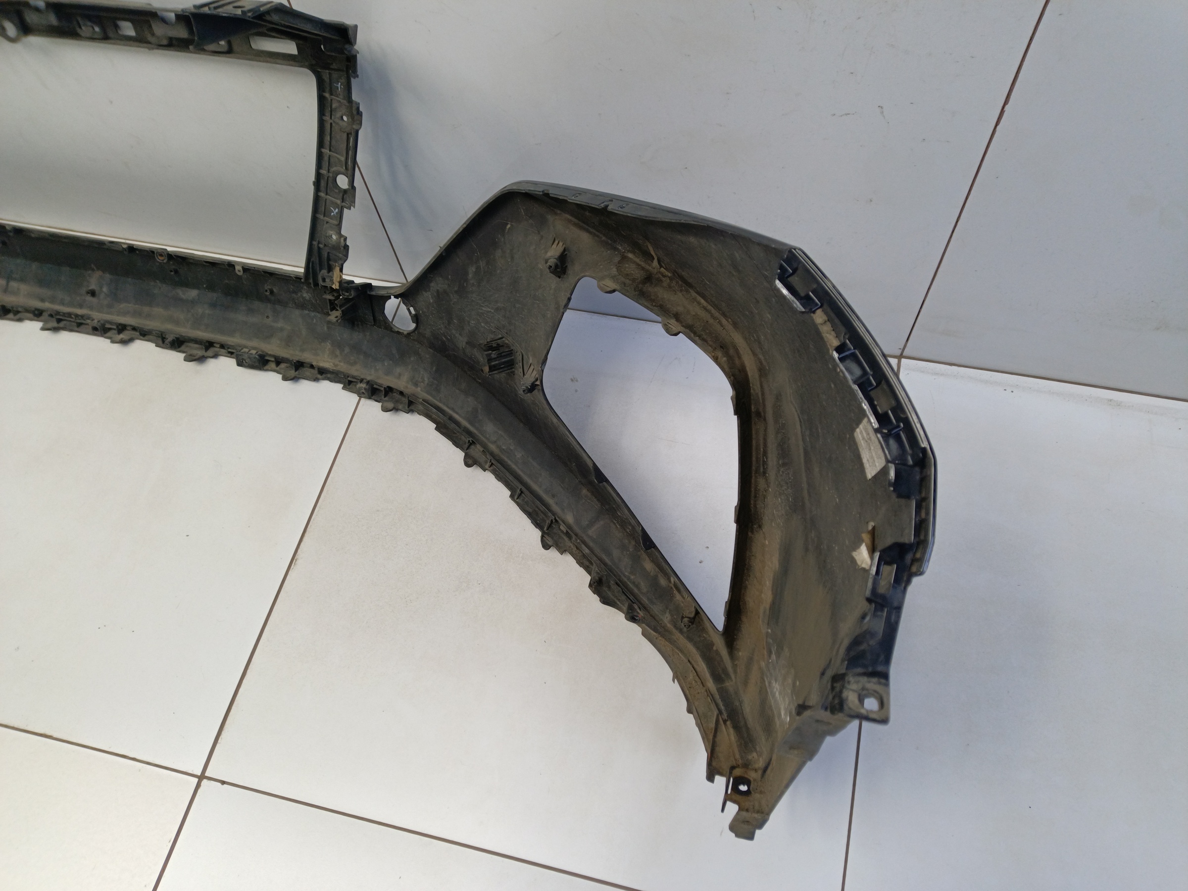 Бампер передний Hyundai Tucson 4