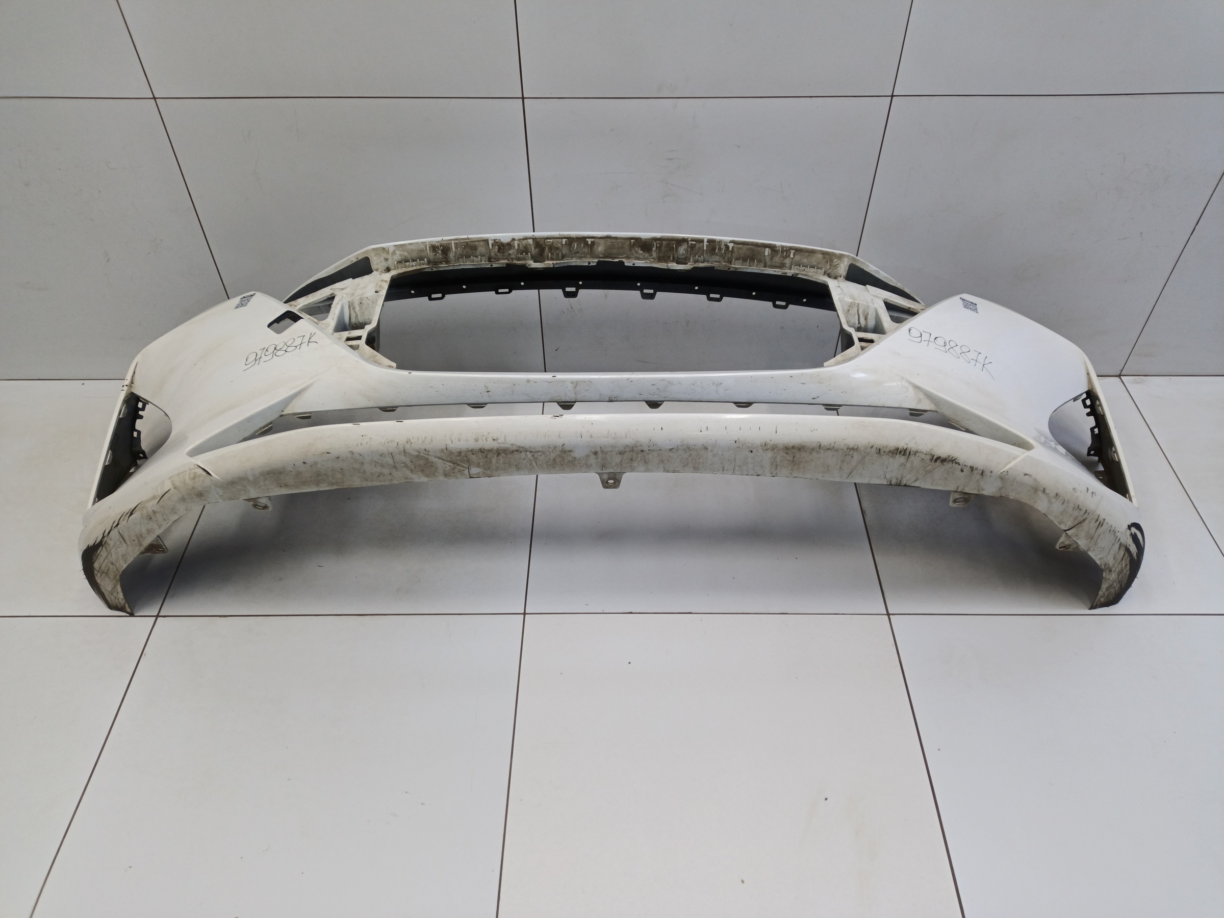 Бампер передний Hyundai Solaris 2 Restail