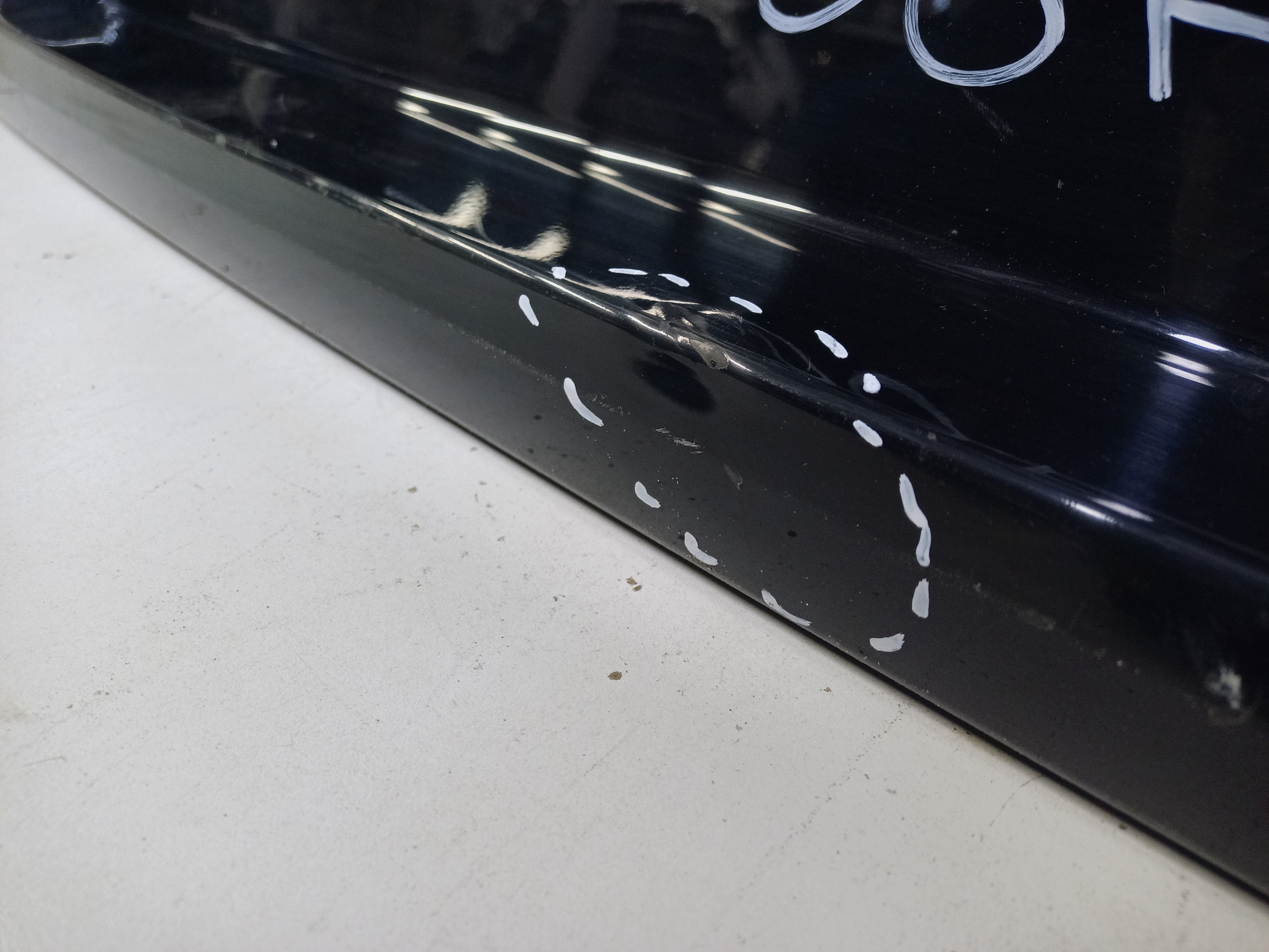 Накладка крышки багажника Toyota Land Cruiser Prado 150 Restail 2