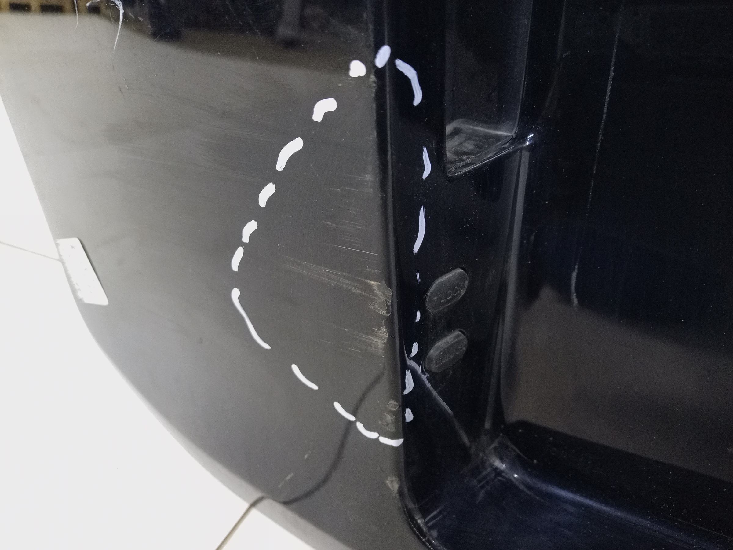 Накладка крышки багажника Toyota Land Cruiser Prado 150 Restail 2