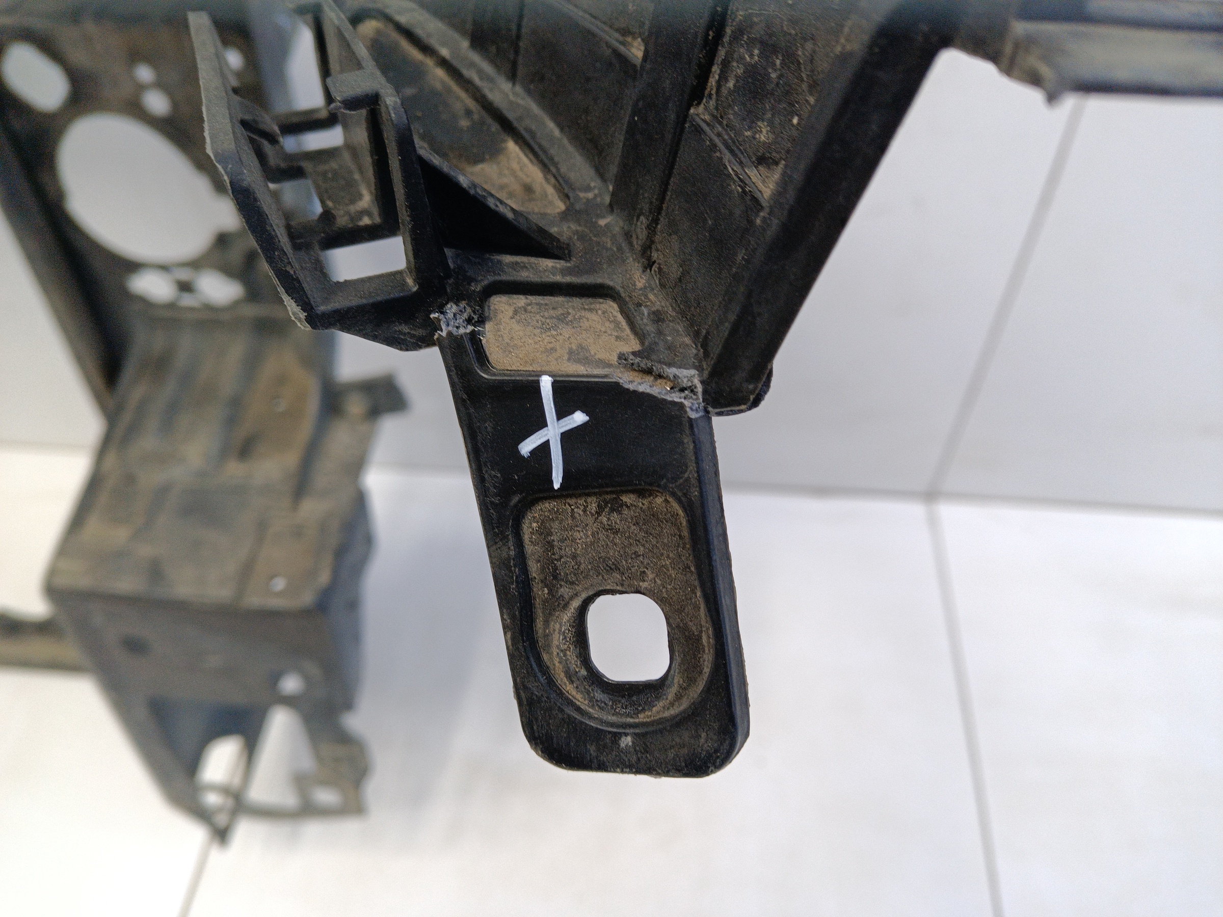 Панель передняя Mercedes Benz GL-klasse X166