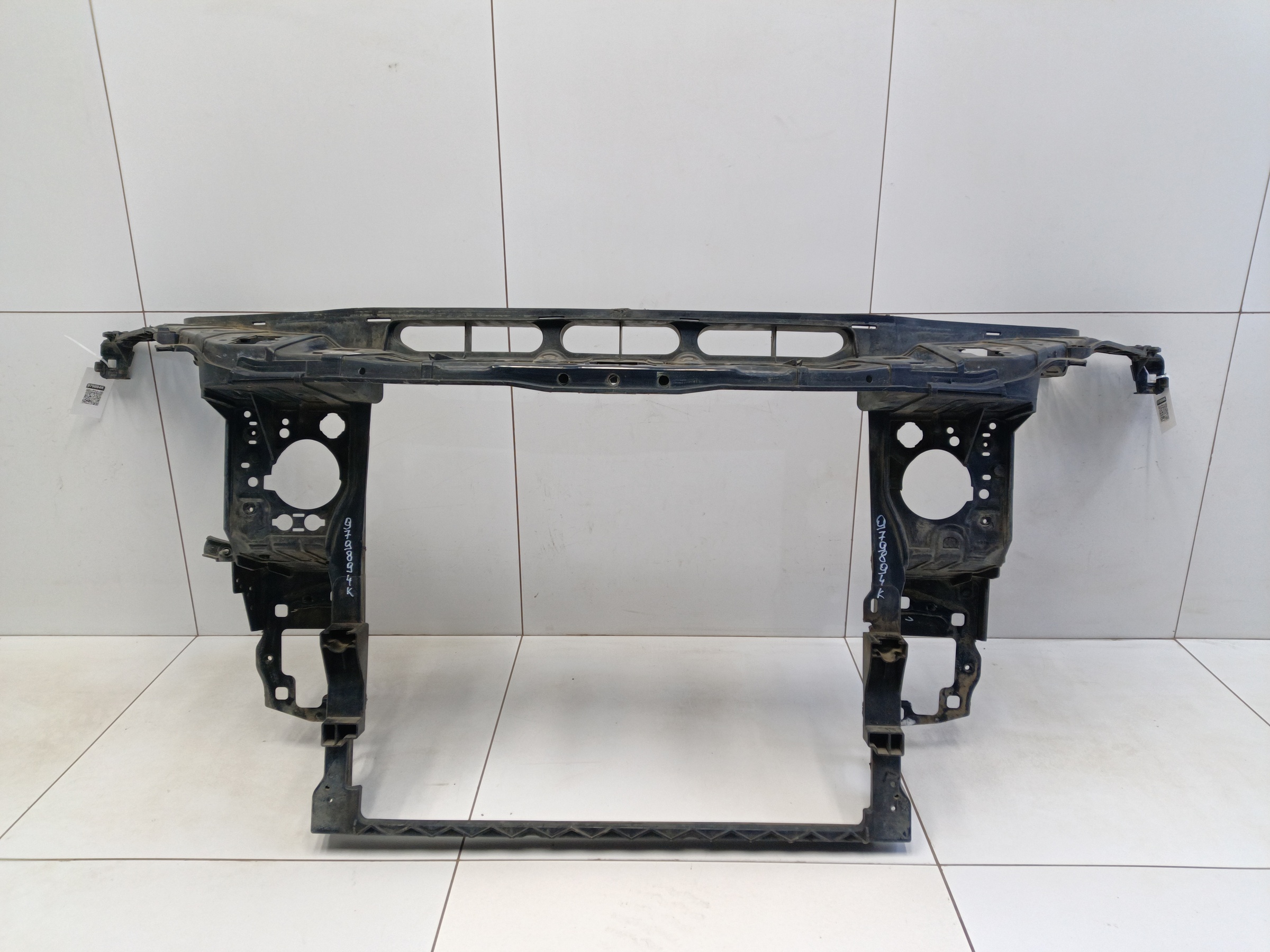 Панель передняя Mercedes Benz GL-klasse X166