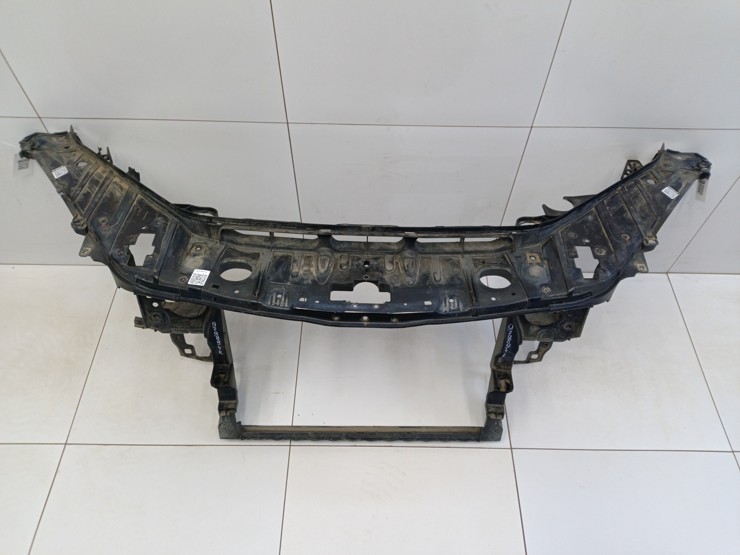 Панель передняя Mercedes Benz GL-klasse X166