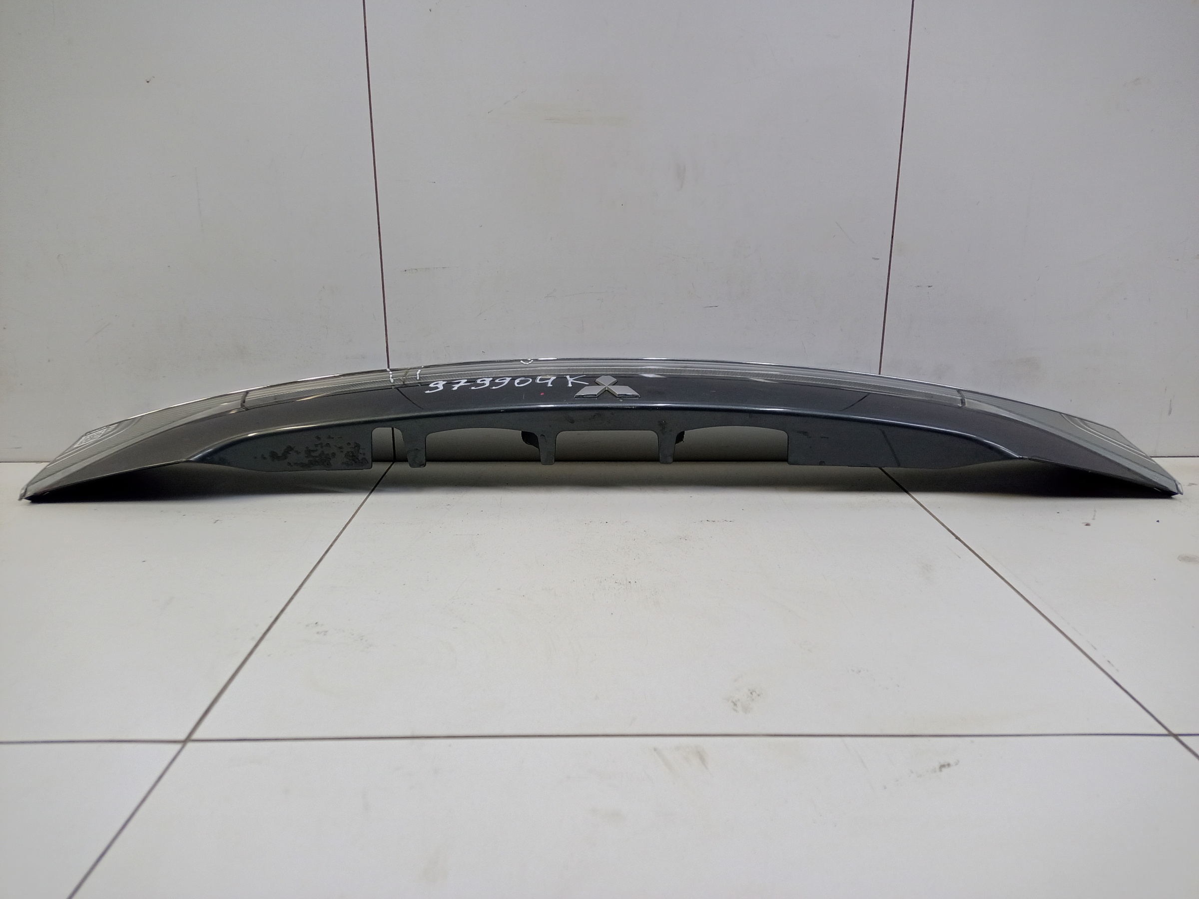 Накладка крышки багажника Mitsubishi Outlander 3