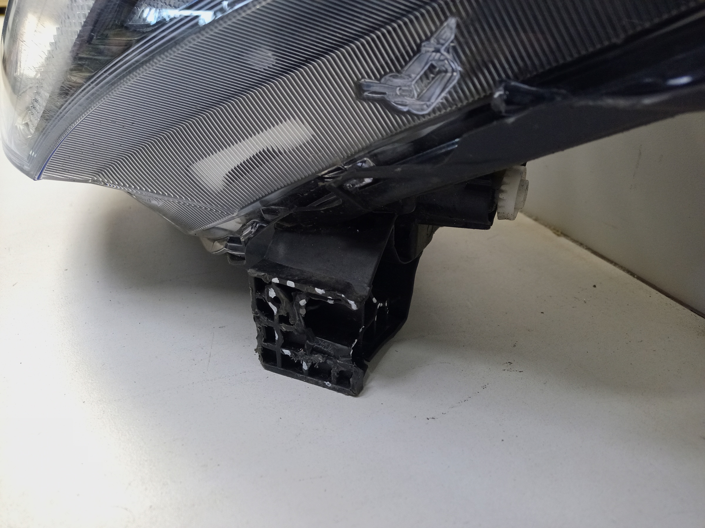 Фара передняя левая Haval Jolion галоген линза с ДХО