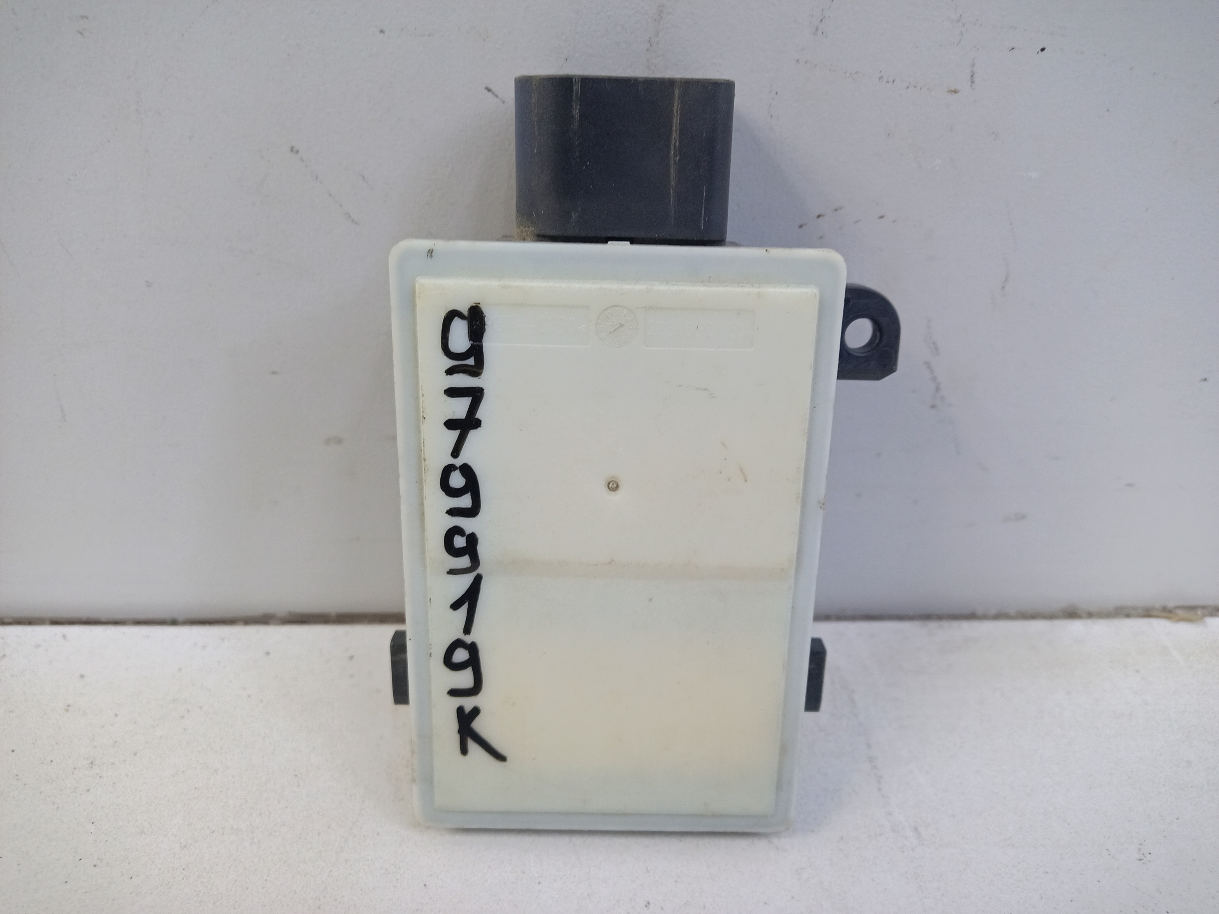 Радар BSD " слепых зон " передний Volkswagen Touareg 3